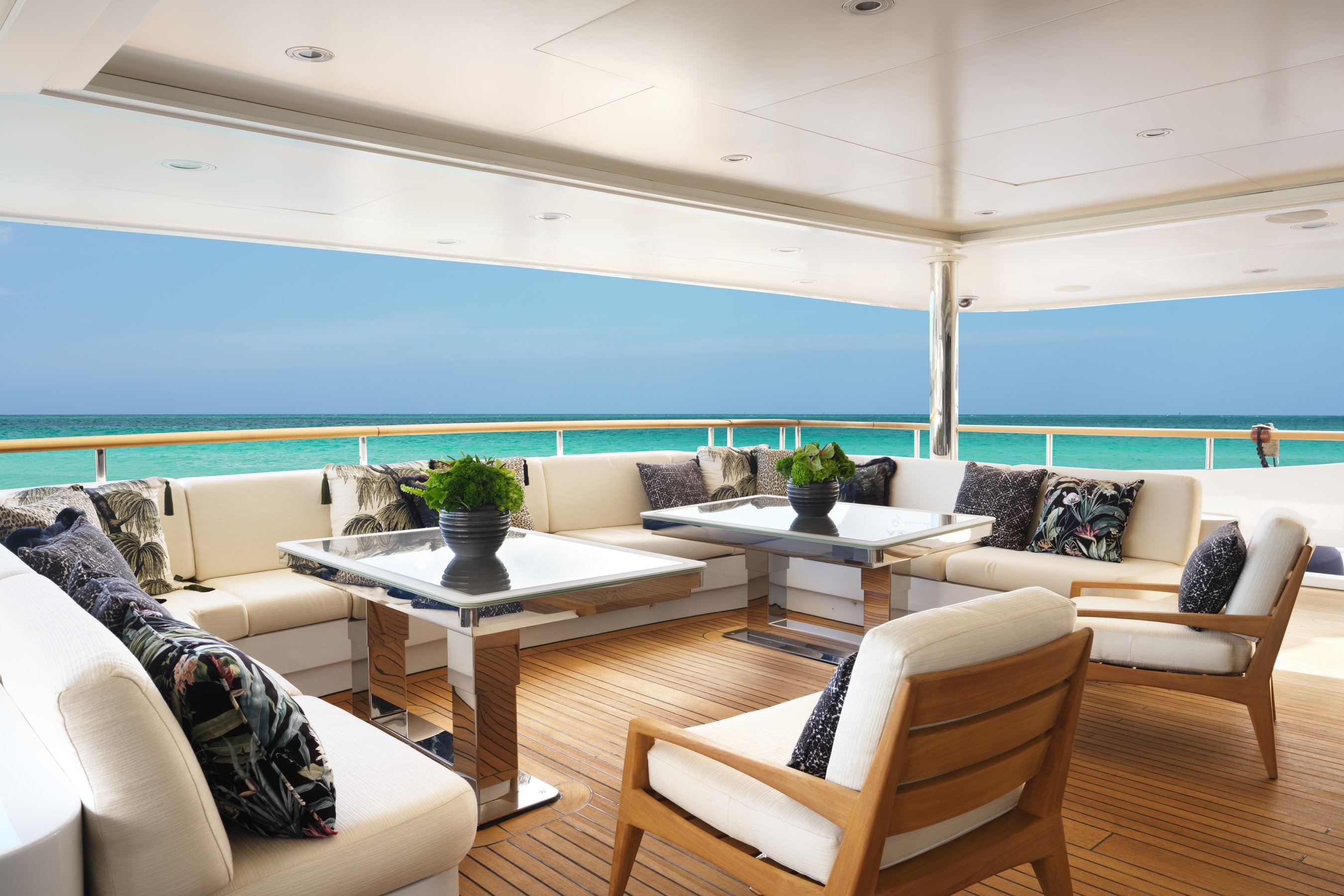 GALAXY yacht charter, photo 3