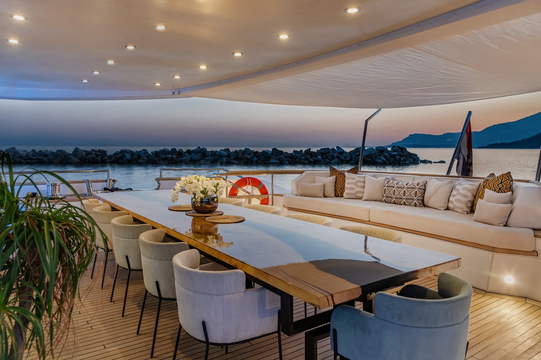 JOY ME yacht charter, photo 5