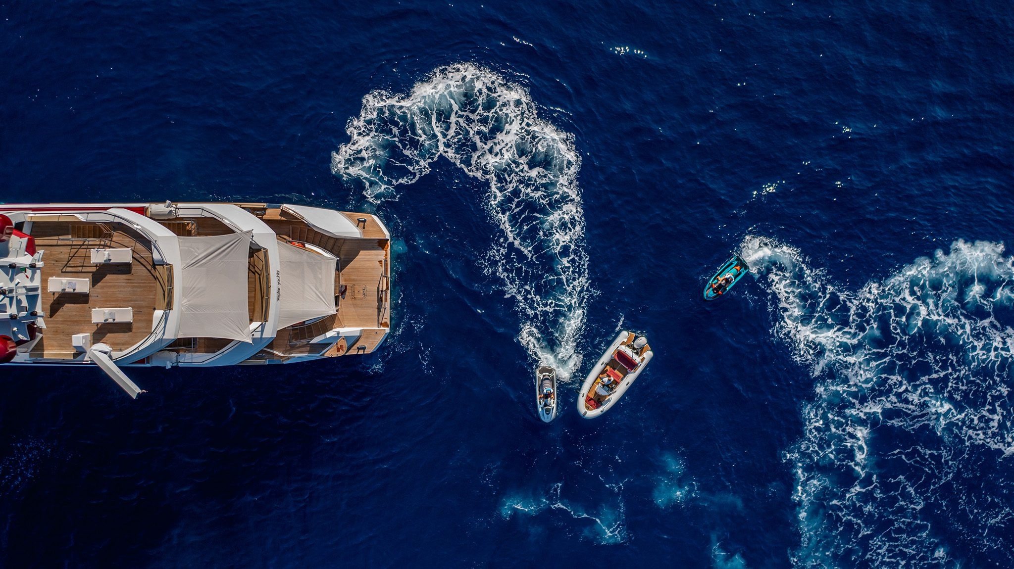 JOY ME yacht charter, photo 2