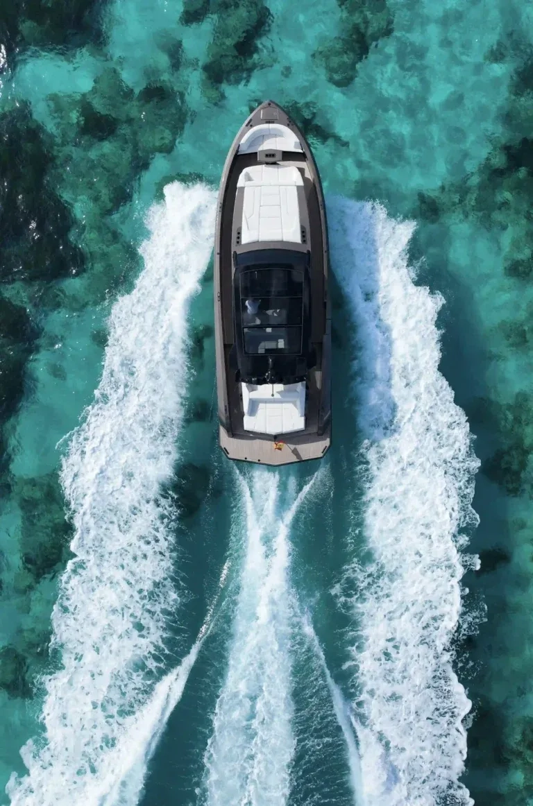 Vanquish 45 T-Top yacht charter, photo 6