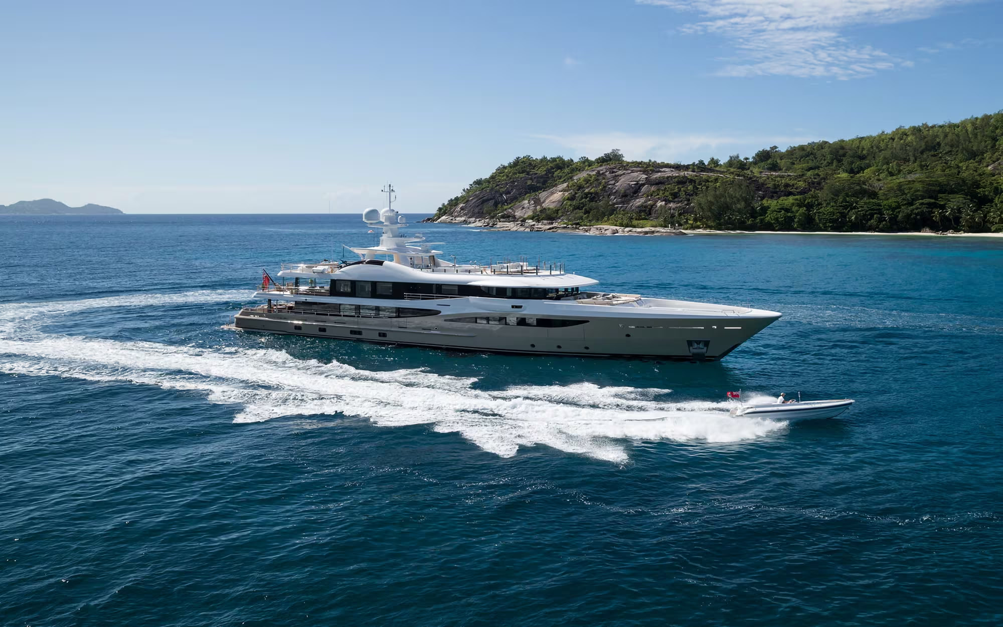 AMIGOS luxury yacht charter French Riviera