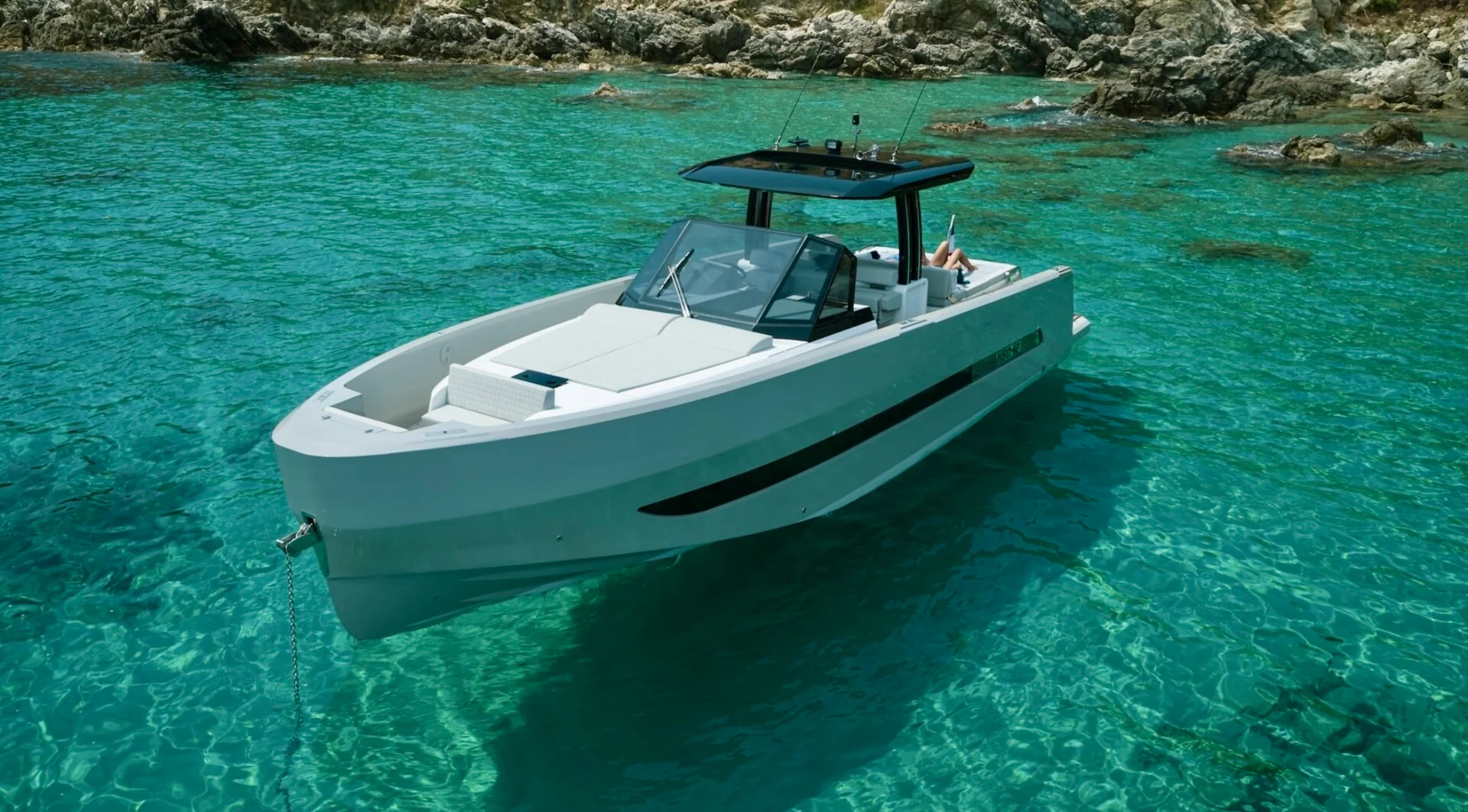 MED 42 yacht charter, photo 2