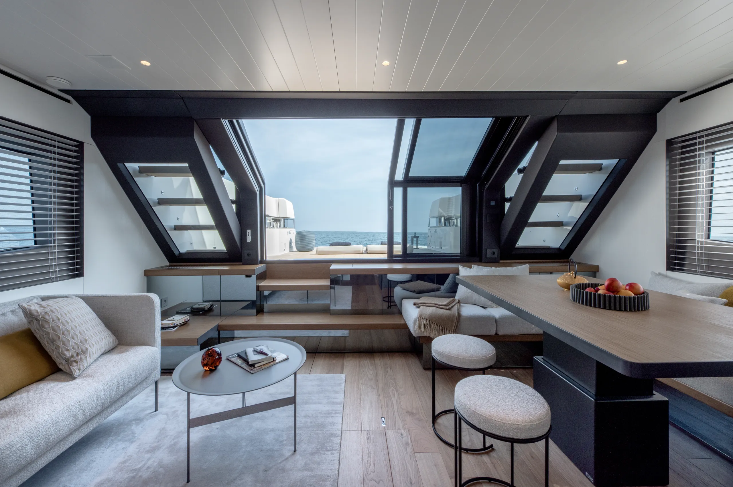BLUEGAME 74 yacht charter, photo 4