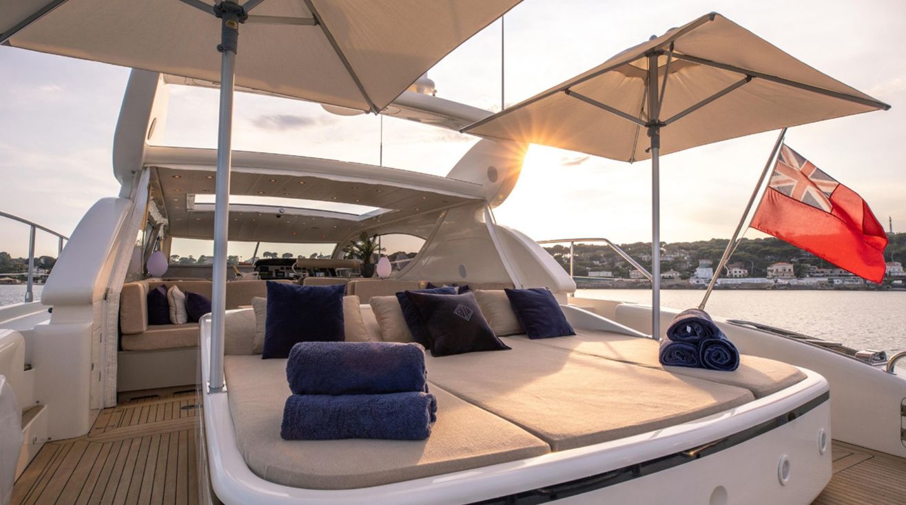 LEOPARD 24 yacht charter, photo 3