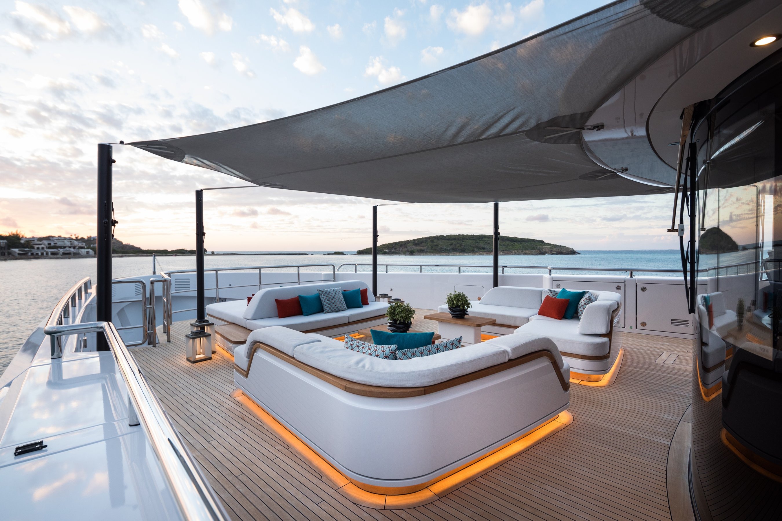 BIRUBI yacht charter, photo 3