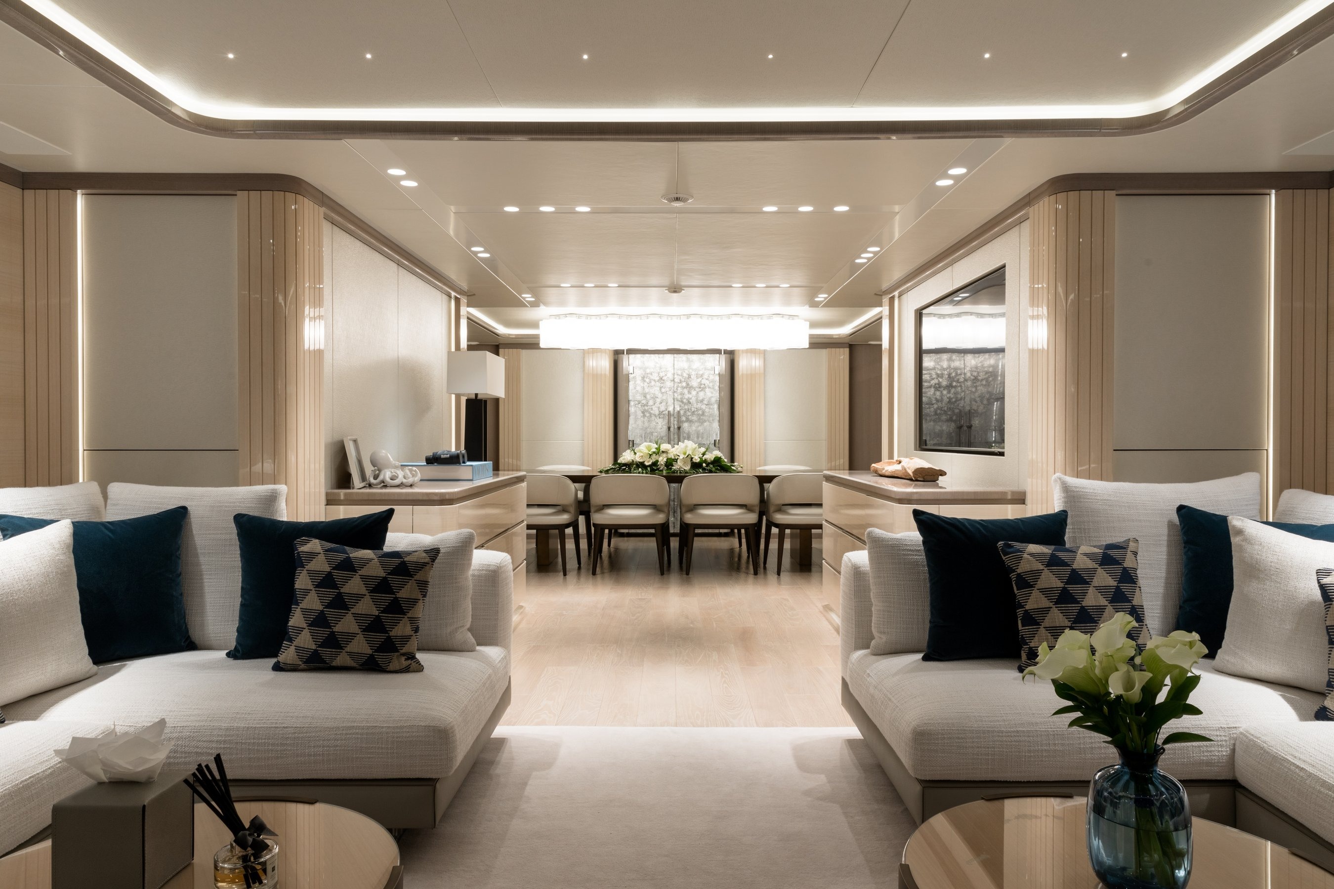 BIRUBI yacht charter, photo 4