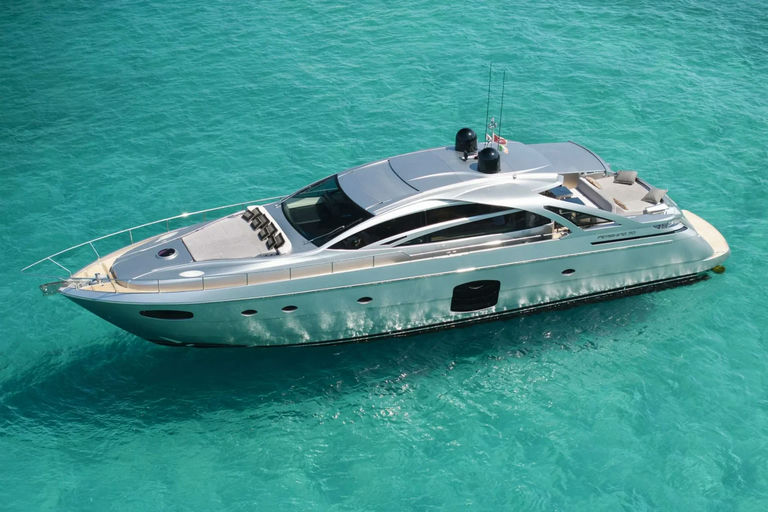 PERSHING 70 — 21m luxury yacht PERSHING 70 luxury yacht charter French Riviera