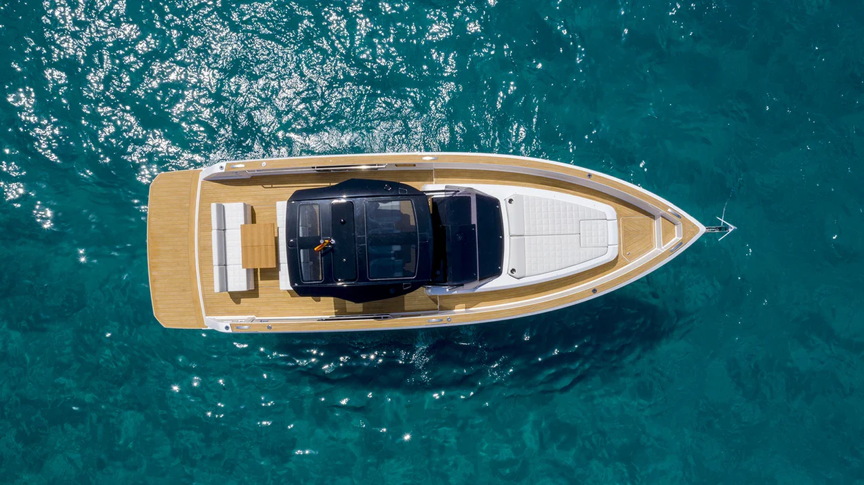 PARDO 38 yacht charter, photo 2
