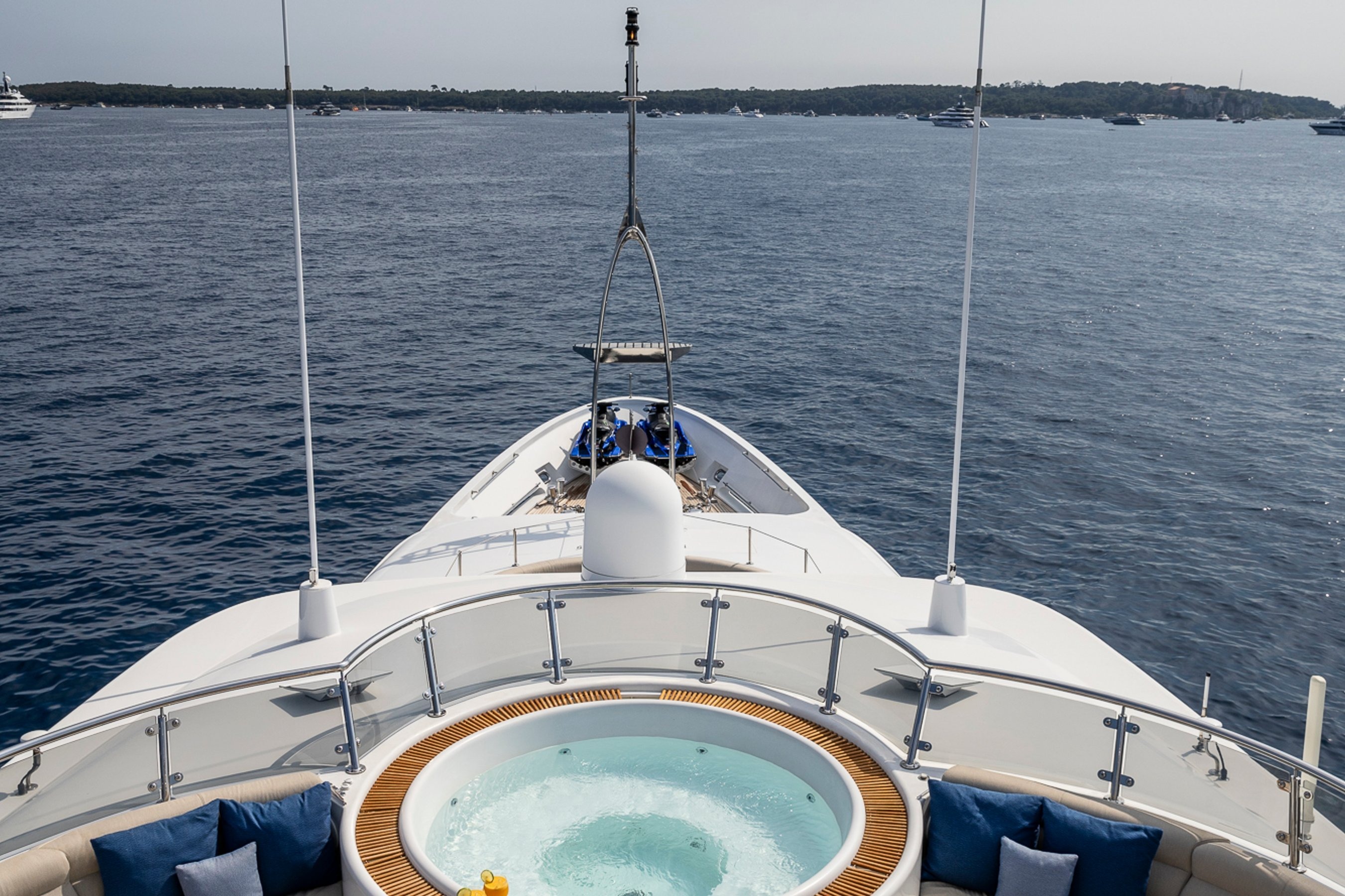 TALISMAN MAITON yacht charter, photo 8
