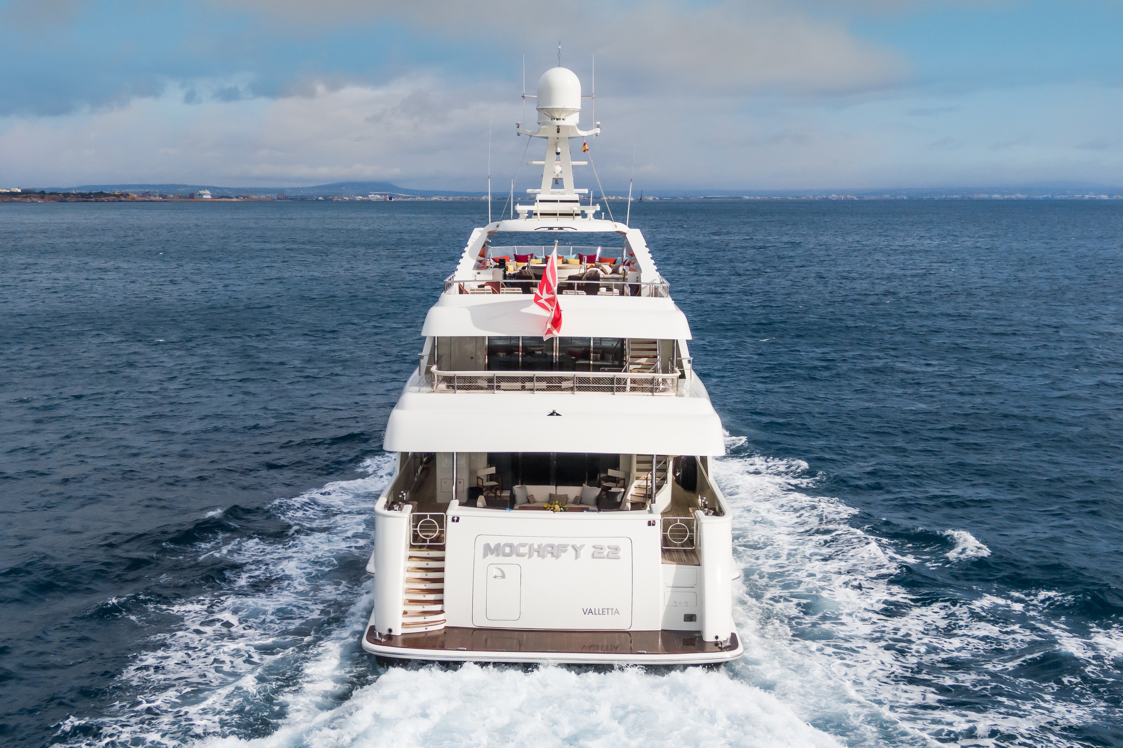 MAXIMILIAN MMIV yacht charter, photo 2