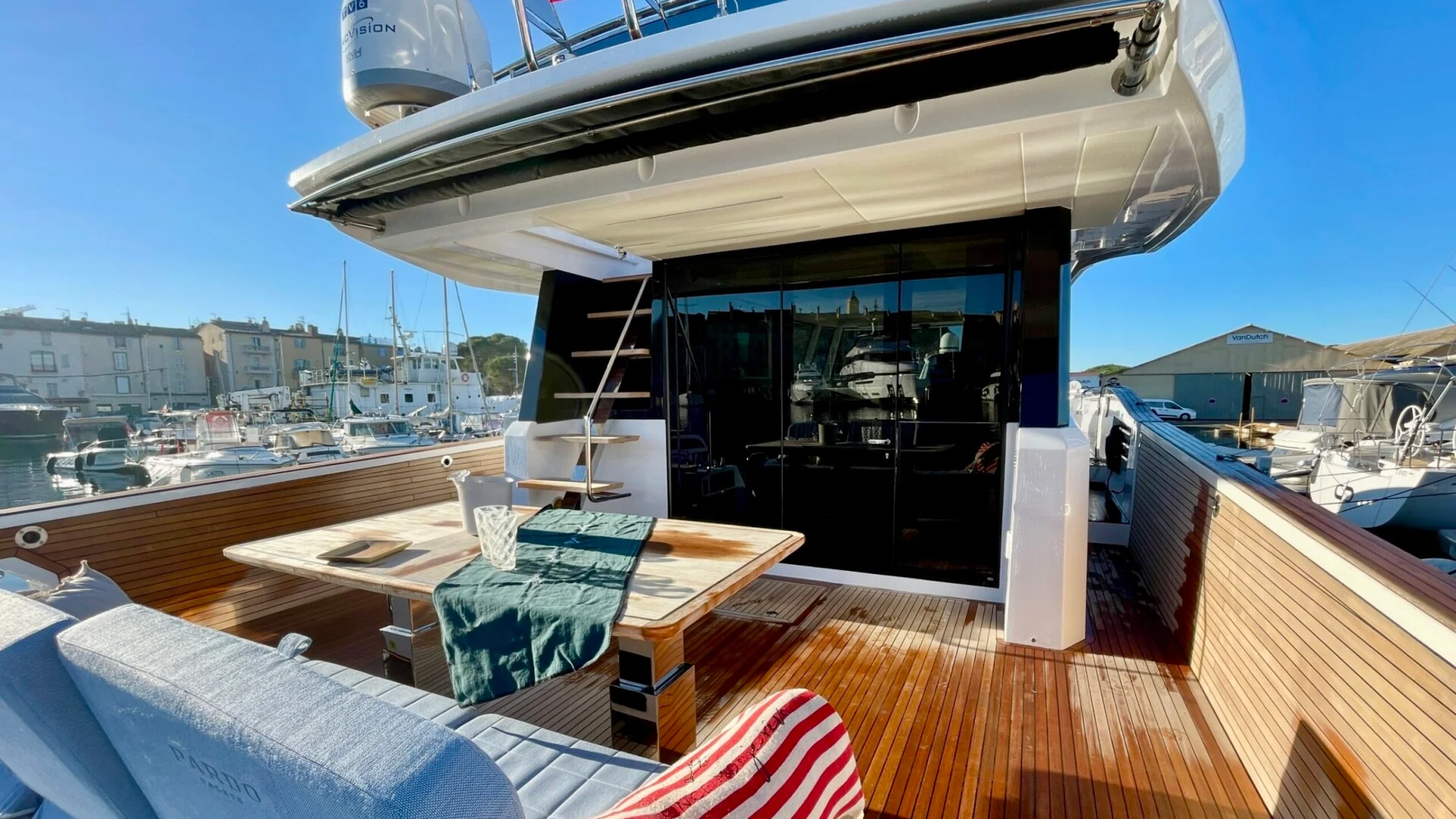 PARDO 60 yacht charter, photo 3