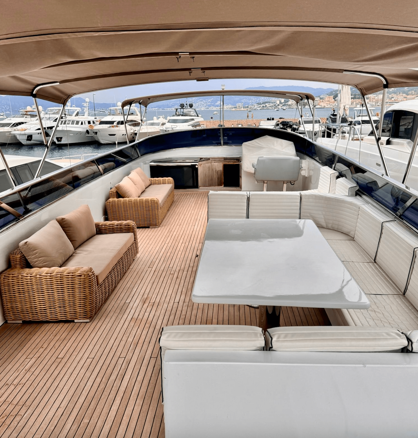TECNOMARINE yacht charter, photo 3