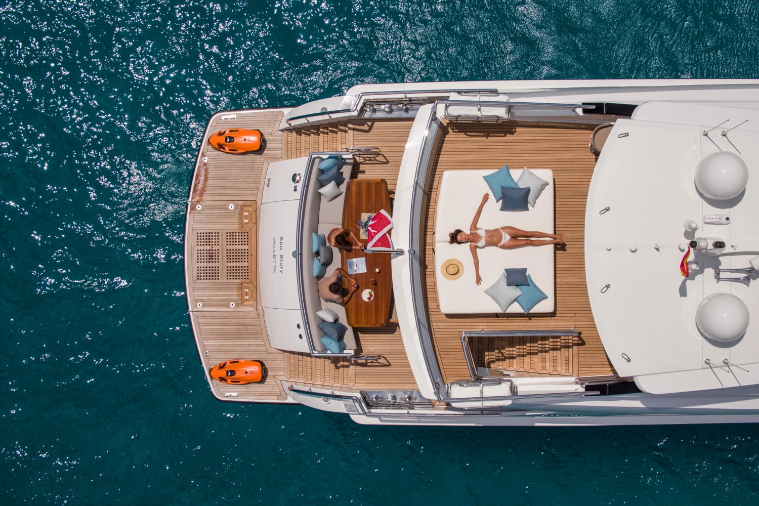 Vanquish 82 yacht charter, photo 2