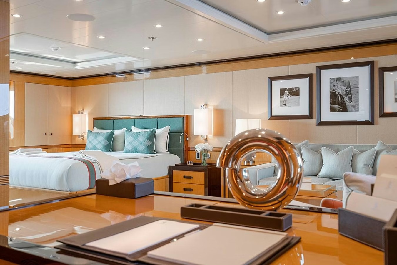 DEEP BLUE yacht charter, photo 5