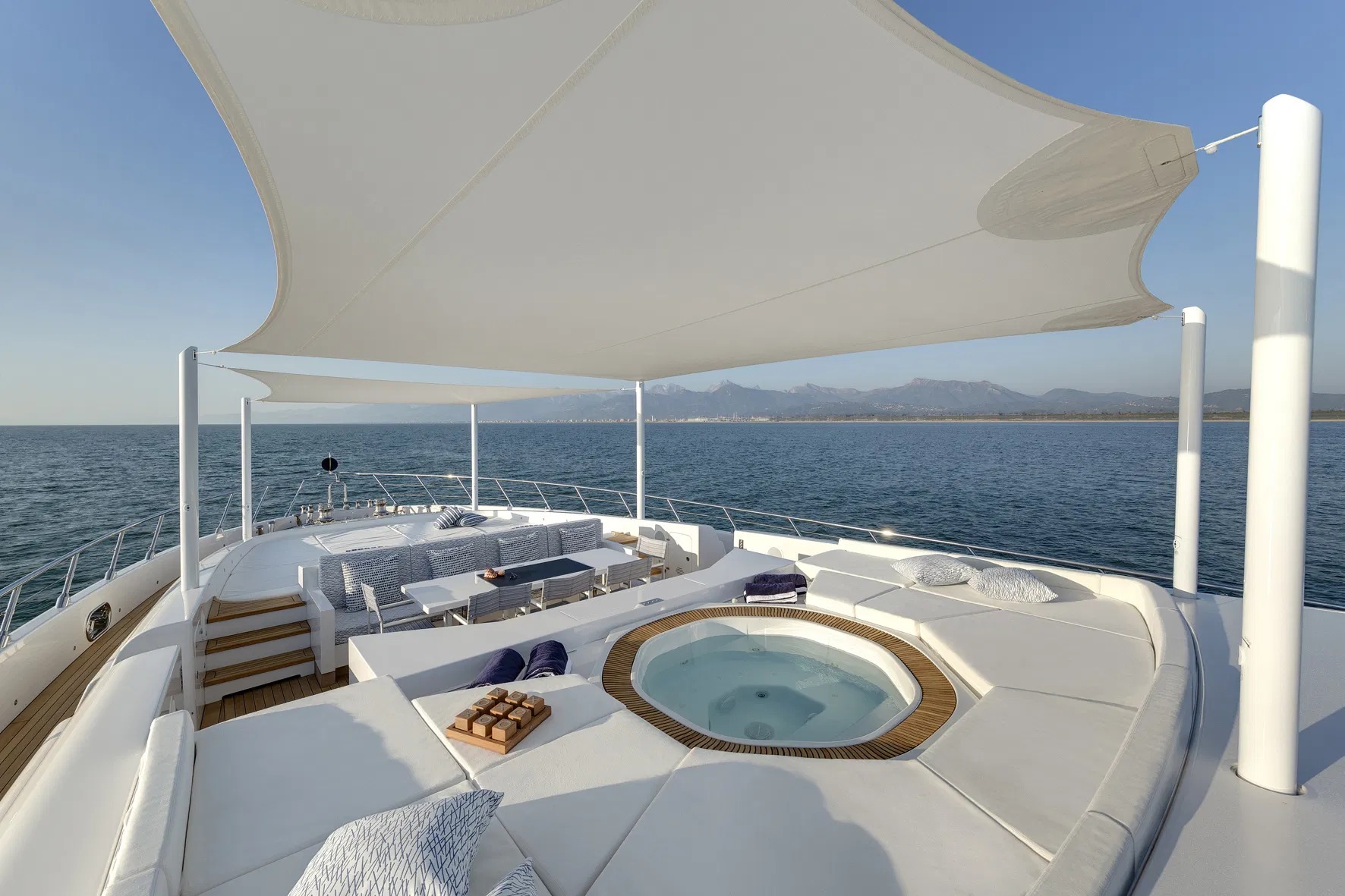DA VINCI yacht charter, photo 7