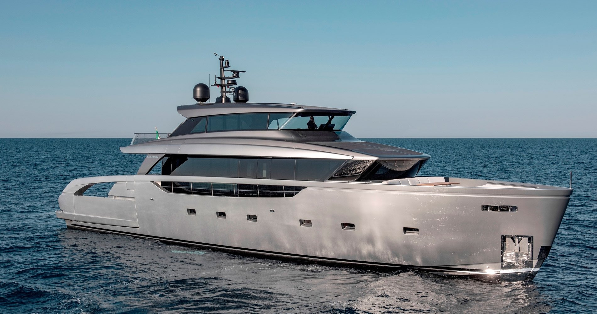 SX 100 luxury yacht charter French Riviera