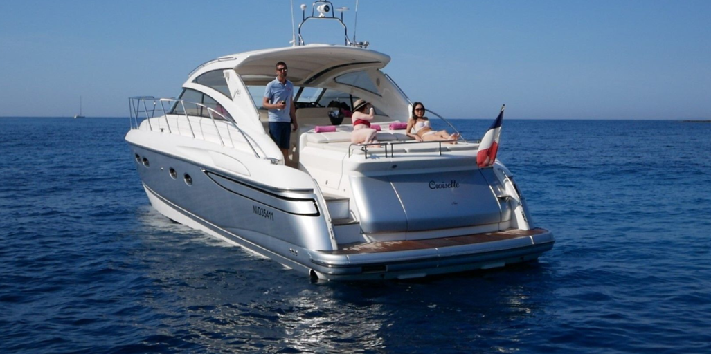 Princess V48 yacht charter, photo 5