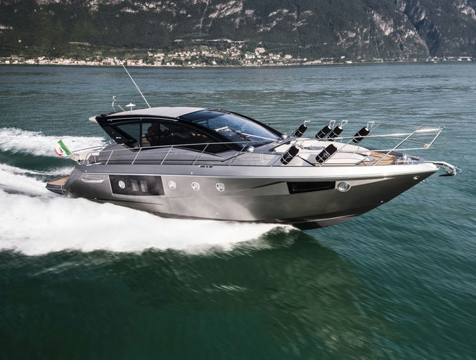 CRANCHI 44 luxury yacht charter French Riviera