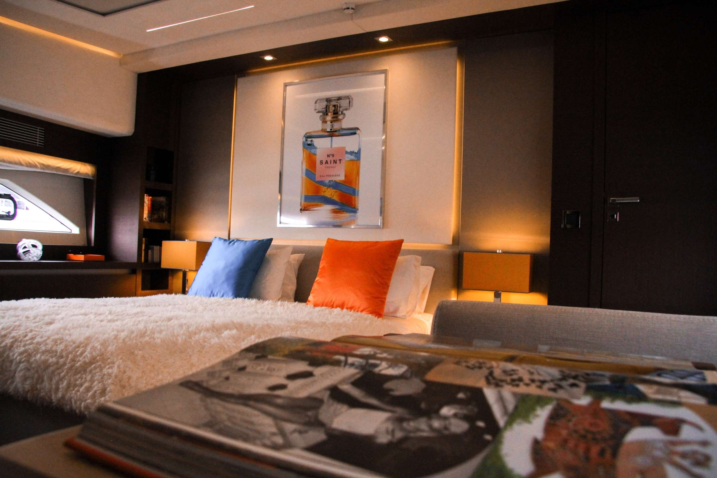 PRESTIGE 680 yacht charter, photo 4