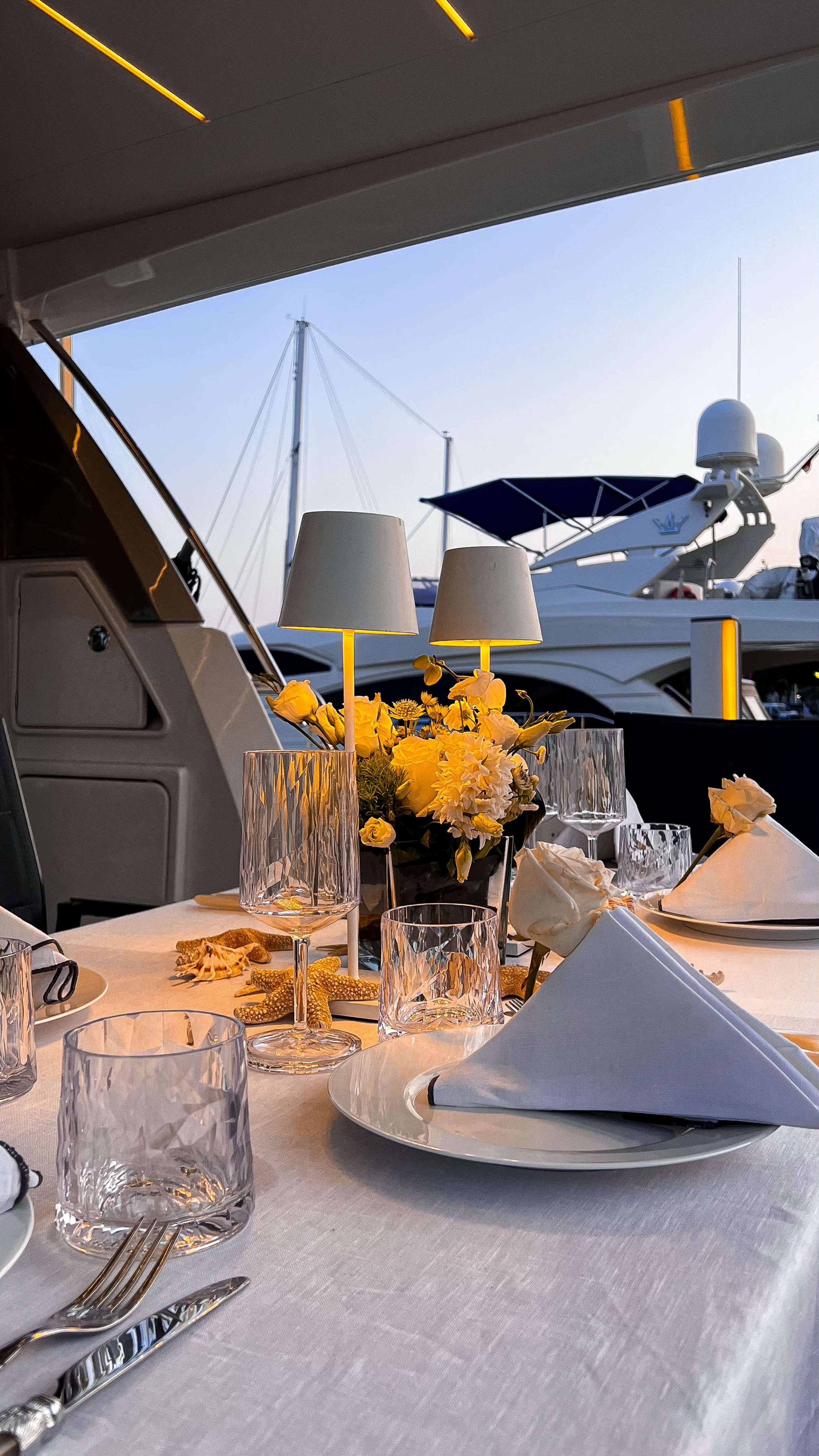 PRESTIGE 680 yacht charter, photo 5