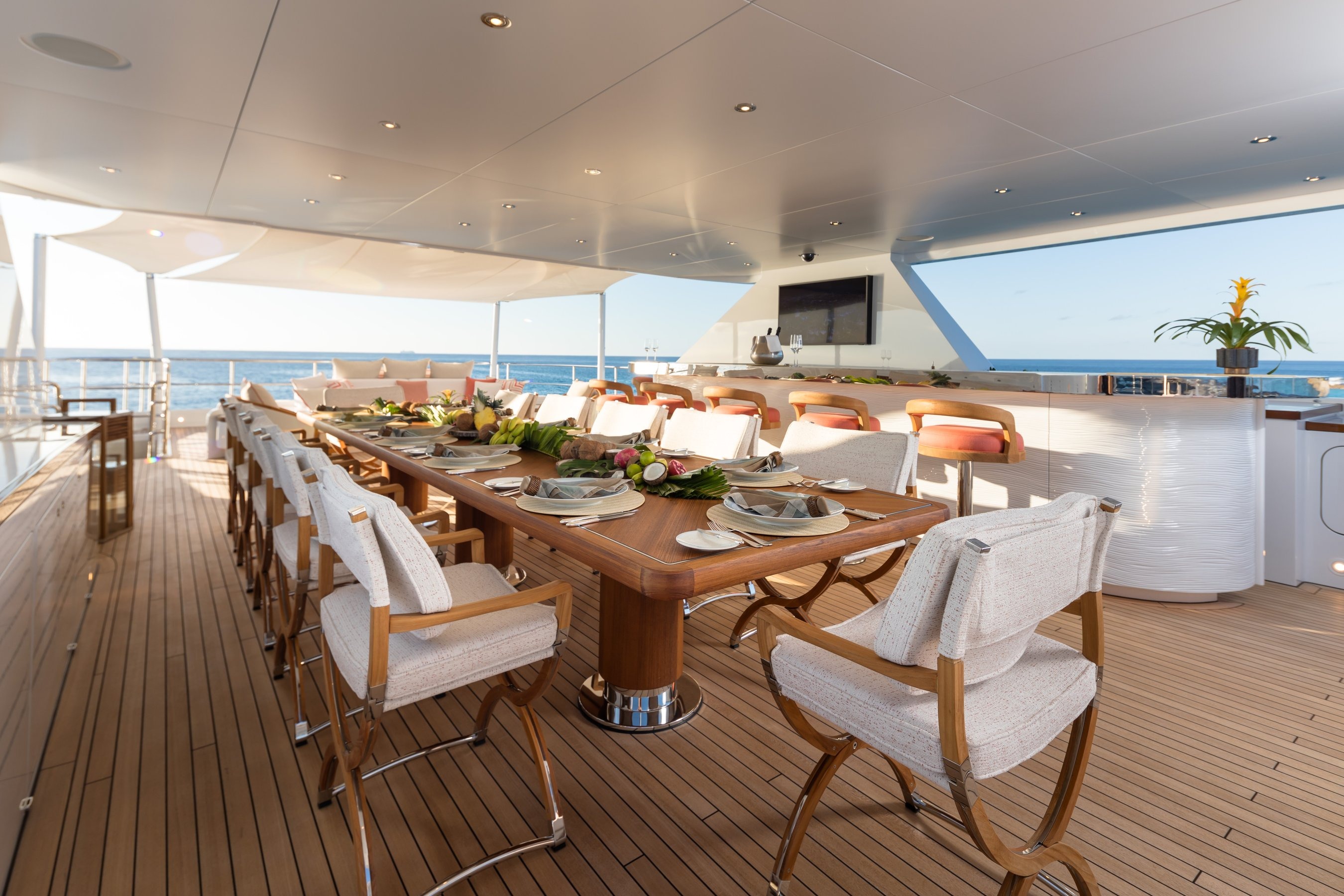 SANTOSHA yacht charter, photo 6