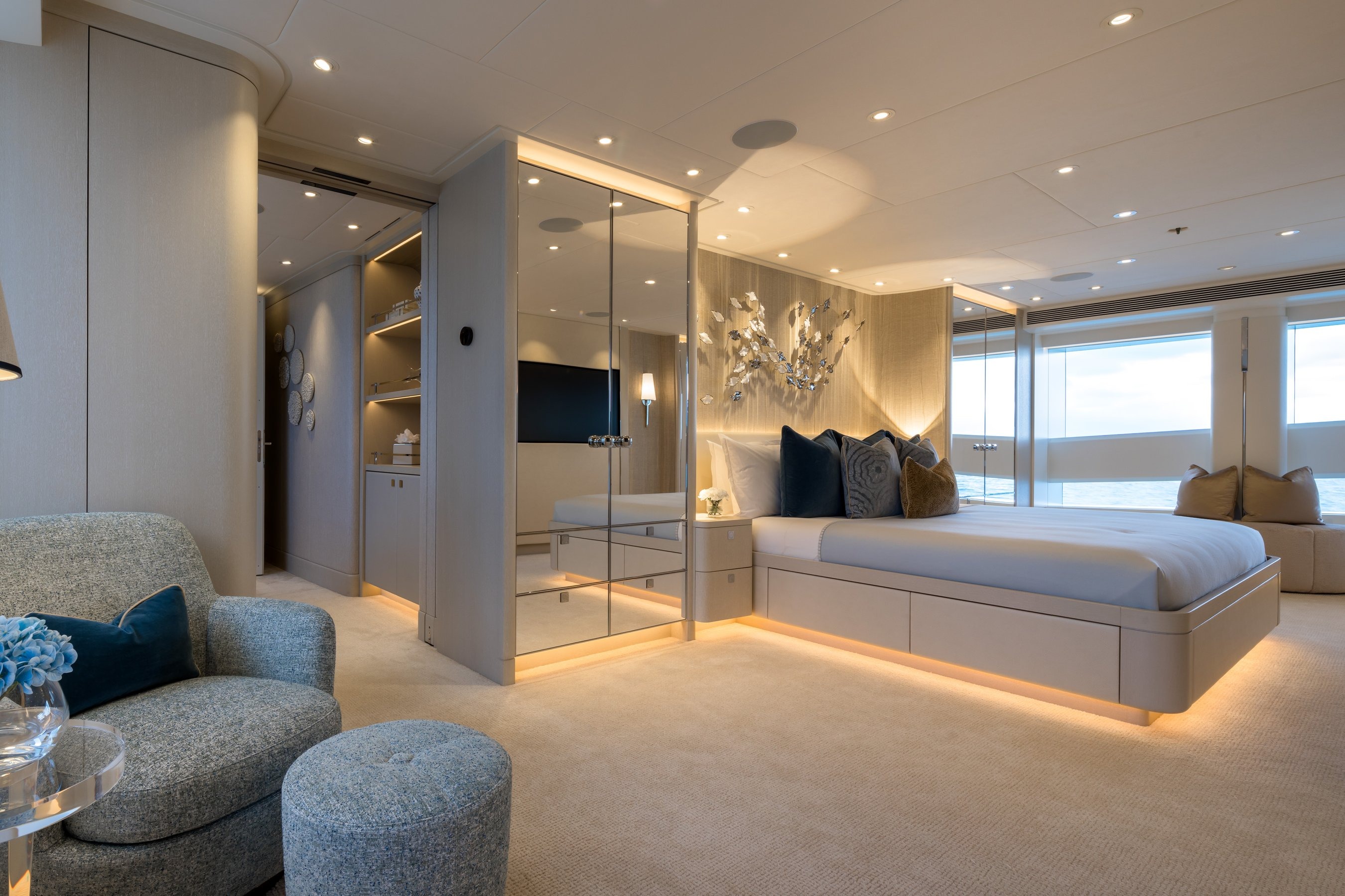 SANTOSHA yacht charter, photo 5