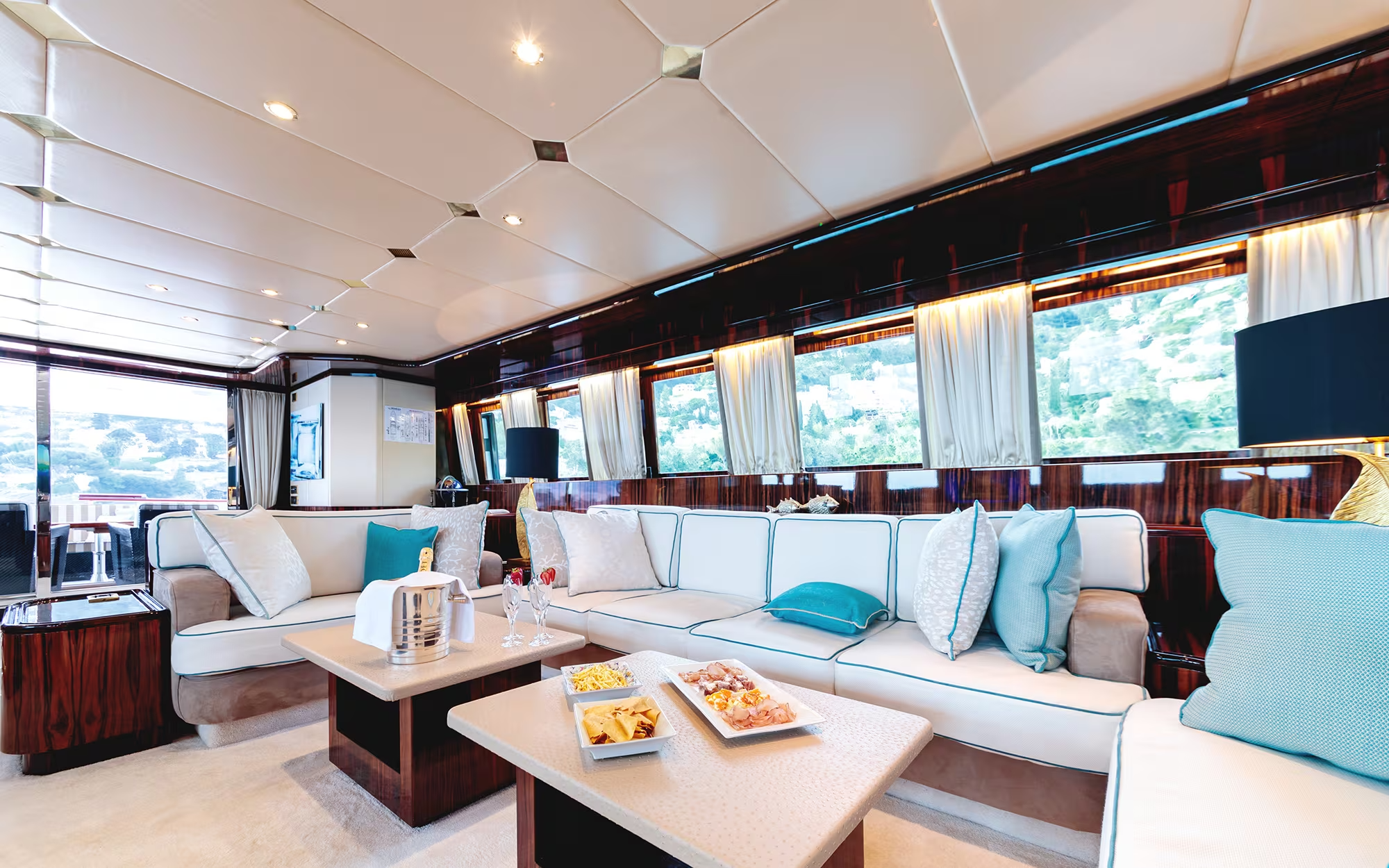 HEMILEA yacht charter, photo 8