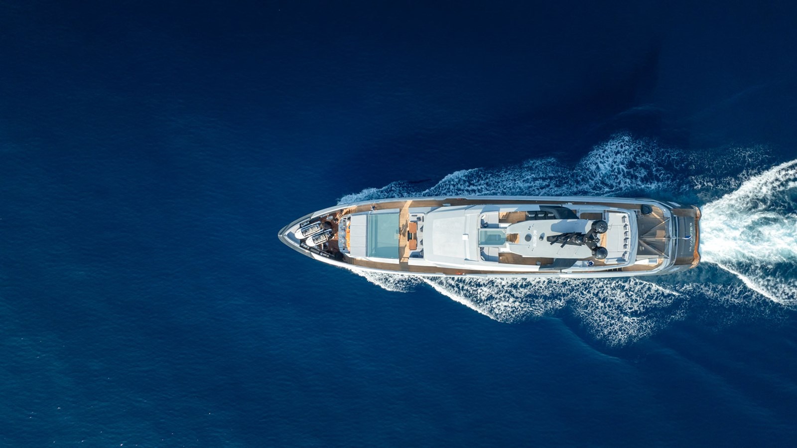 PROVOCATEUR yacht charter, photo 2