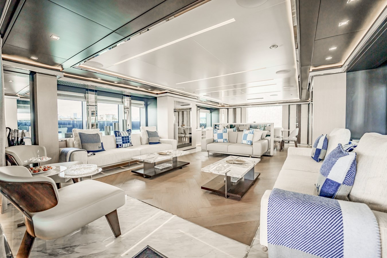 PROVOCATEUR yacht charter, photo 4