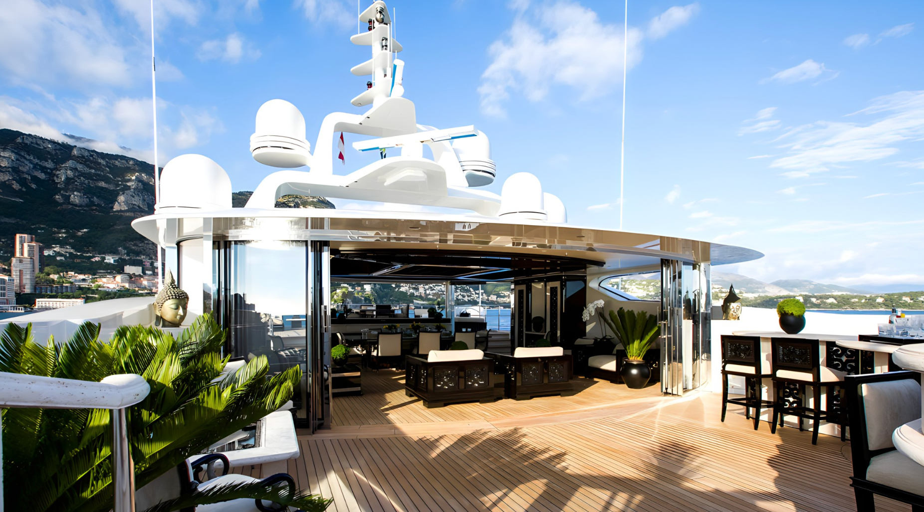 LIONESS V yacht charter, photo 5