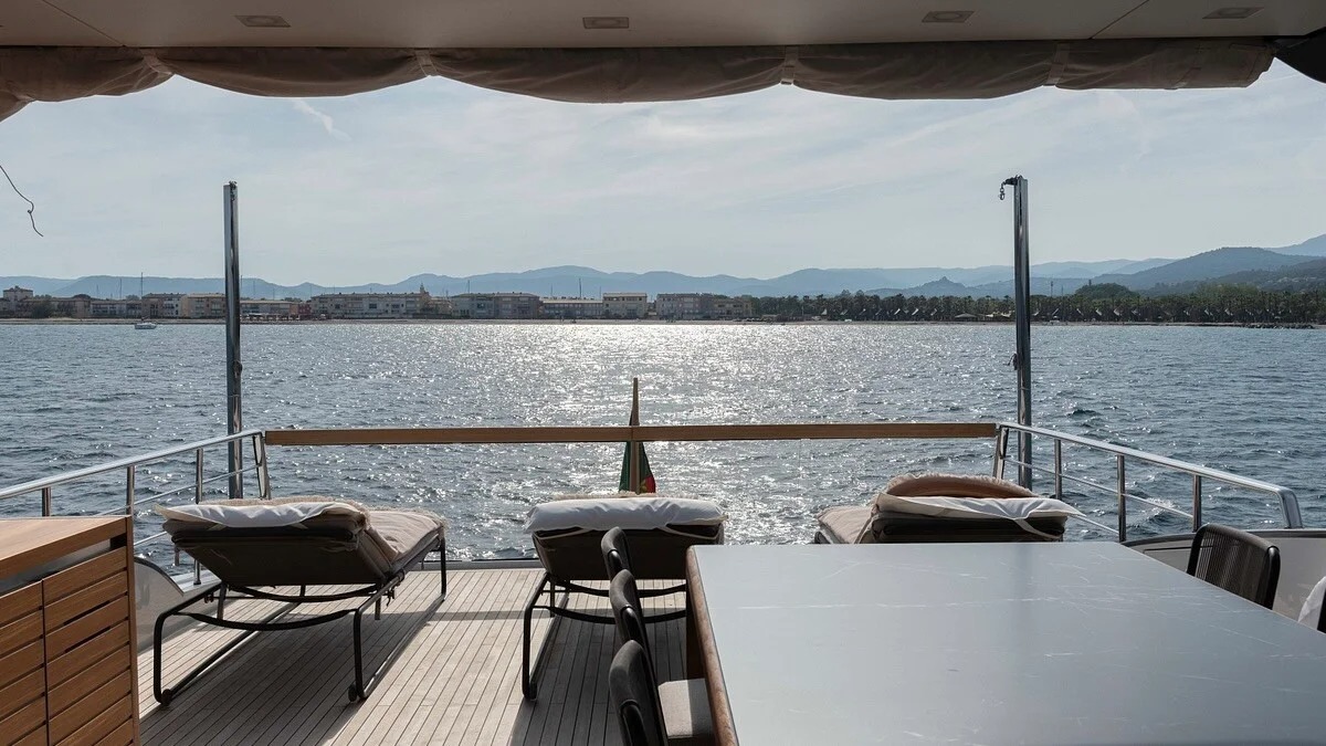Sanlorenzo SL78 - Pap's Toy III yacht charter, photo 3