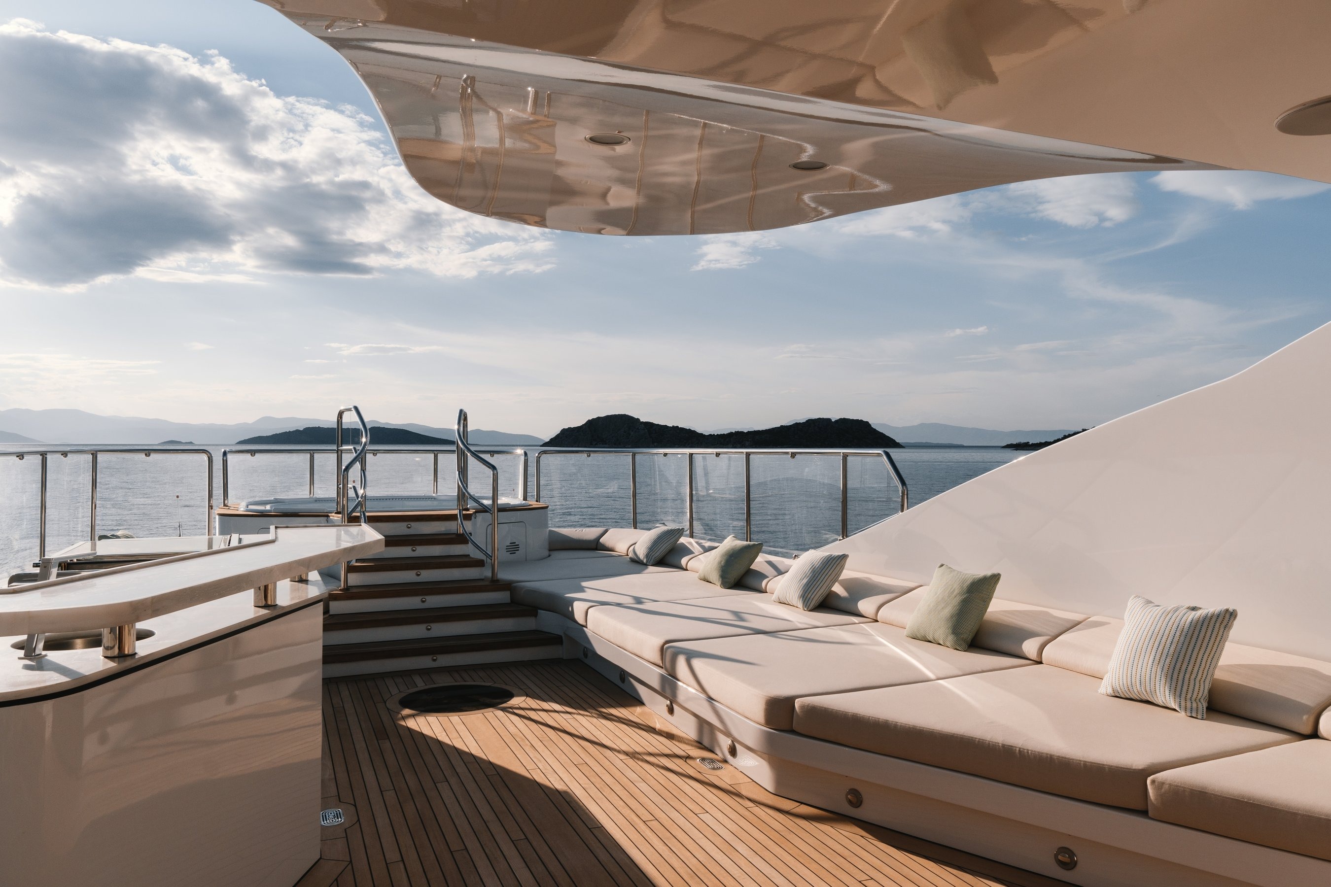 O'MATHILDE yacht charter, photo 3
