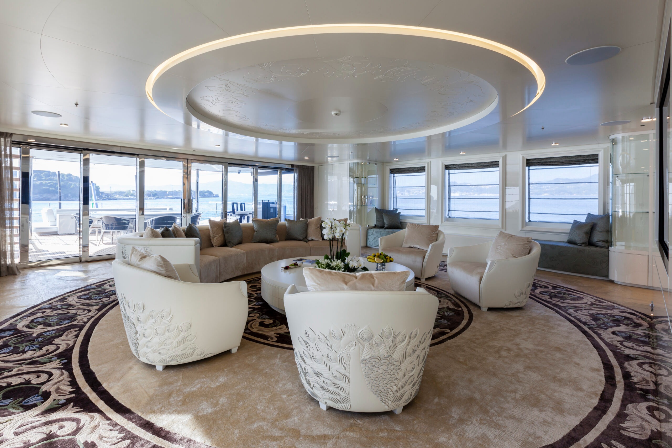 QUINTA ESSENTIA yacht charter, photo 4