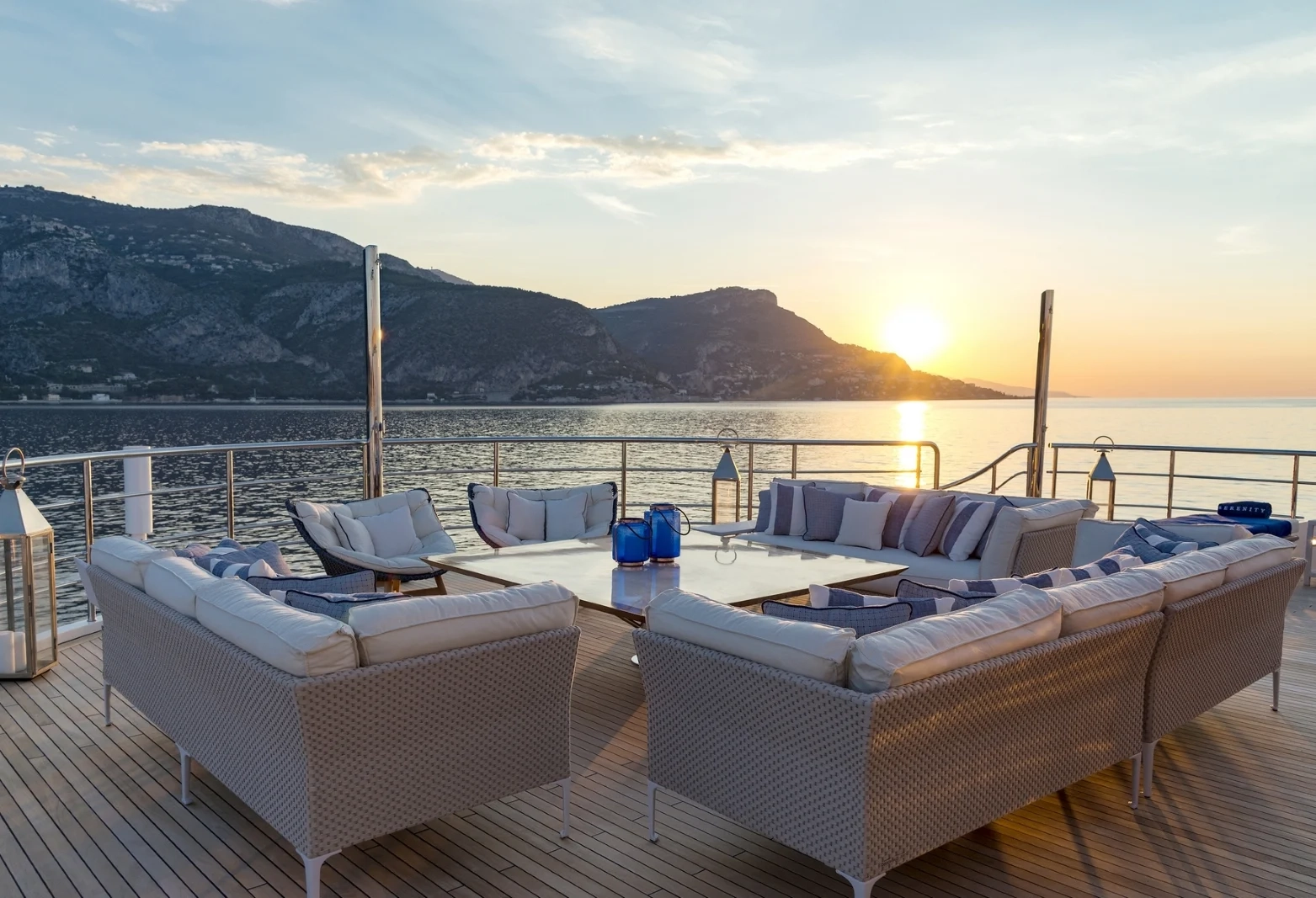 SERENITY yacht charter, photo 5