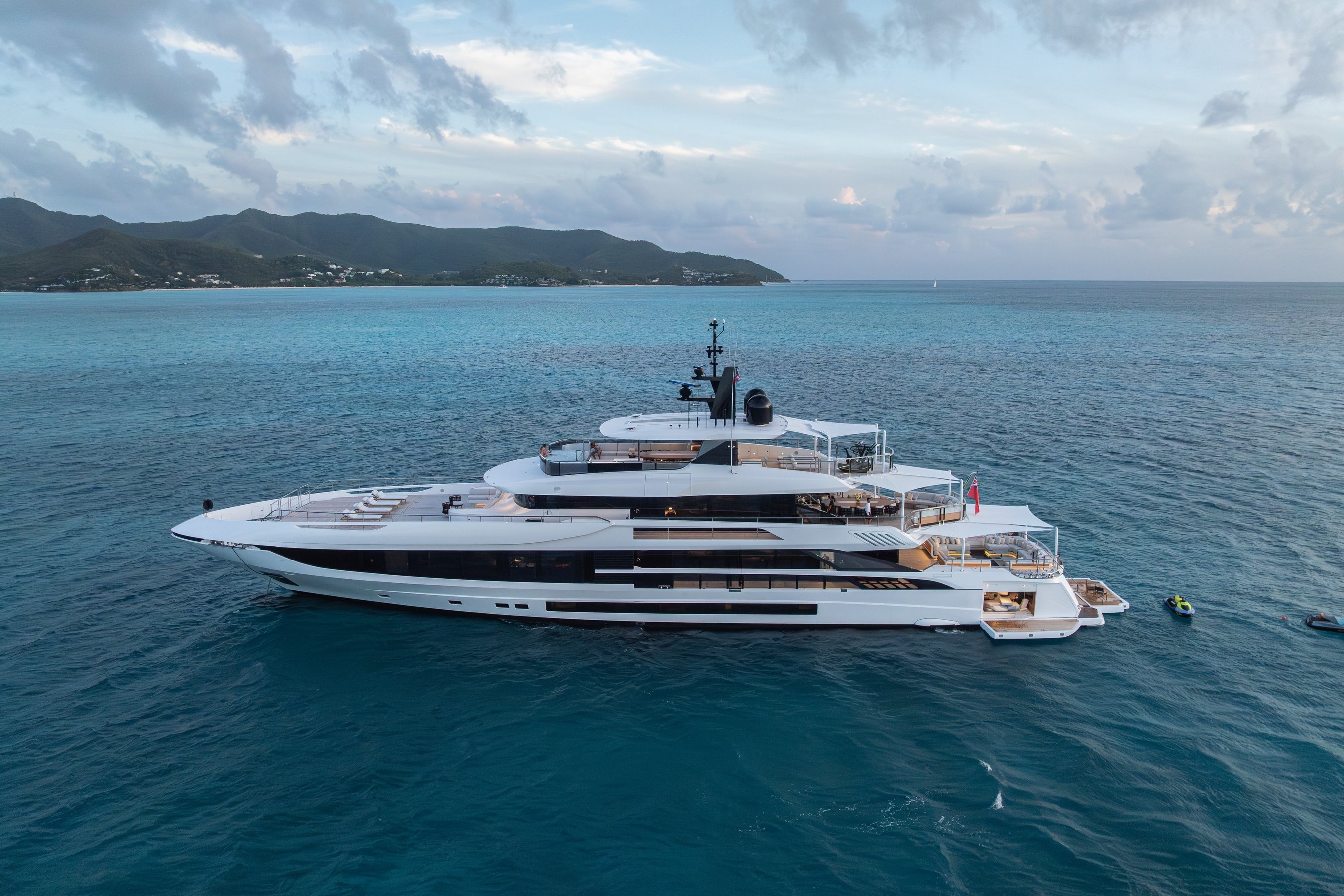 DOKINHA luxury yacht charter French Riviera