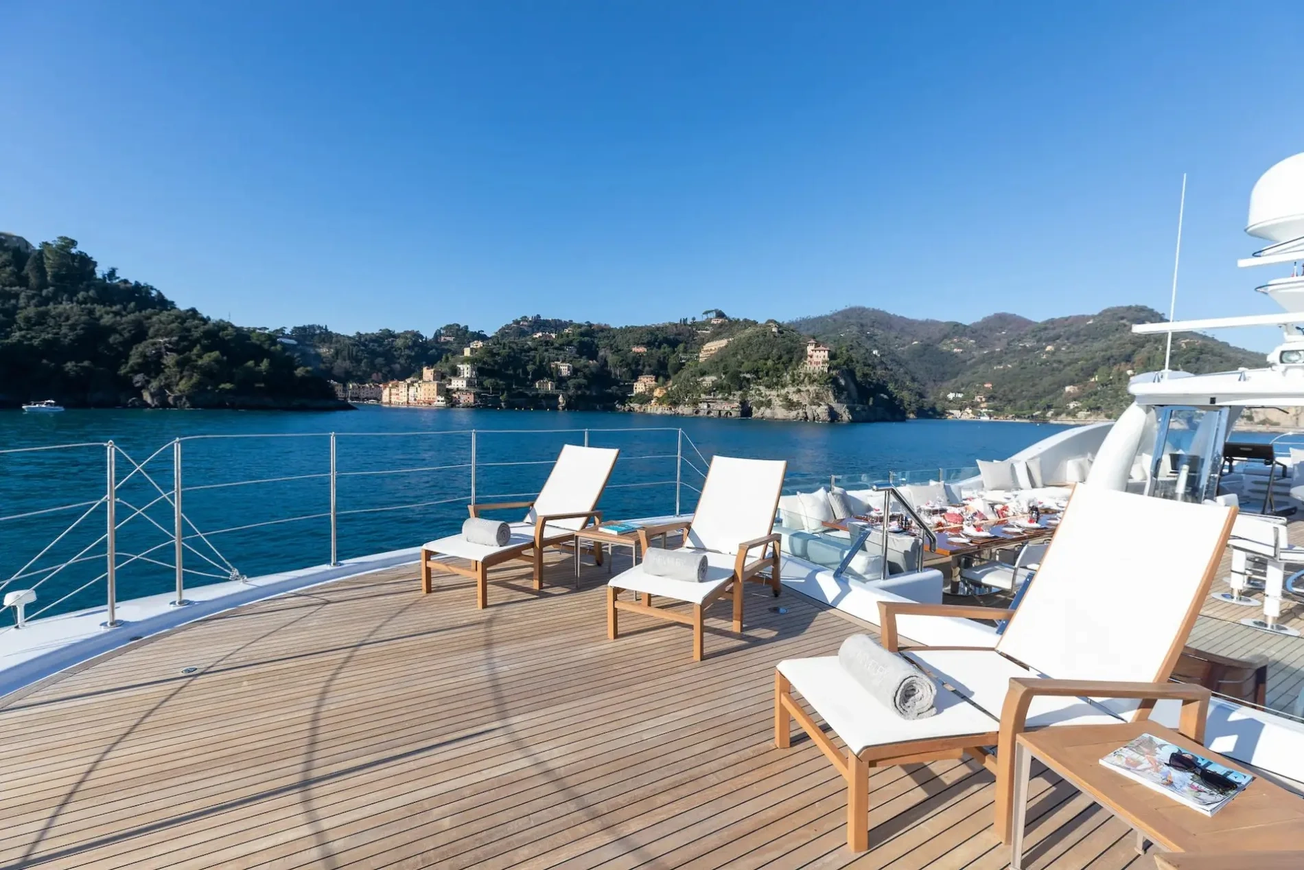 REVELRY yacht charter, photo 3