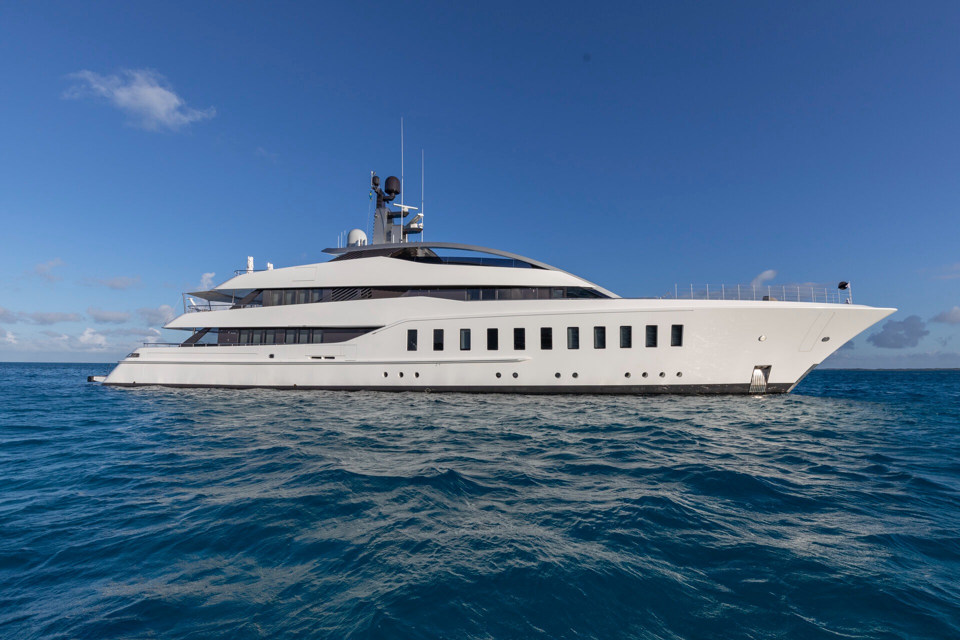 HALO luxury yacht charter French Riviera