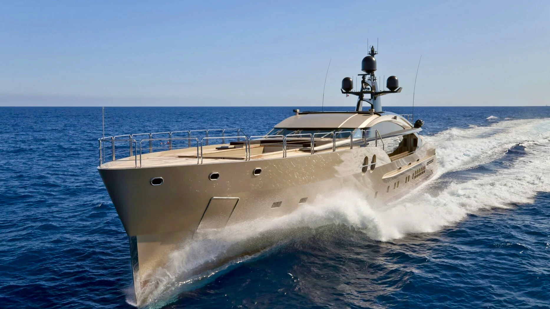 PALMER JOHNSON  yacht charter, photo 2
