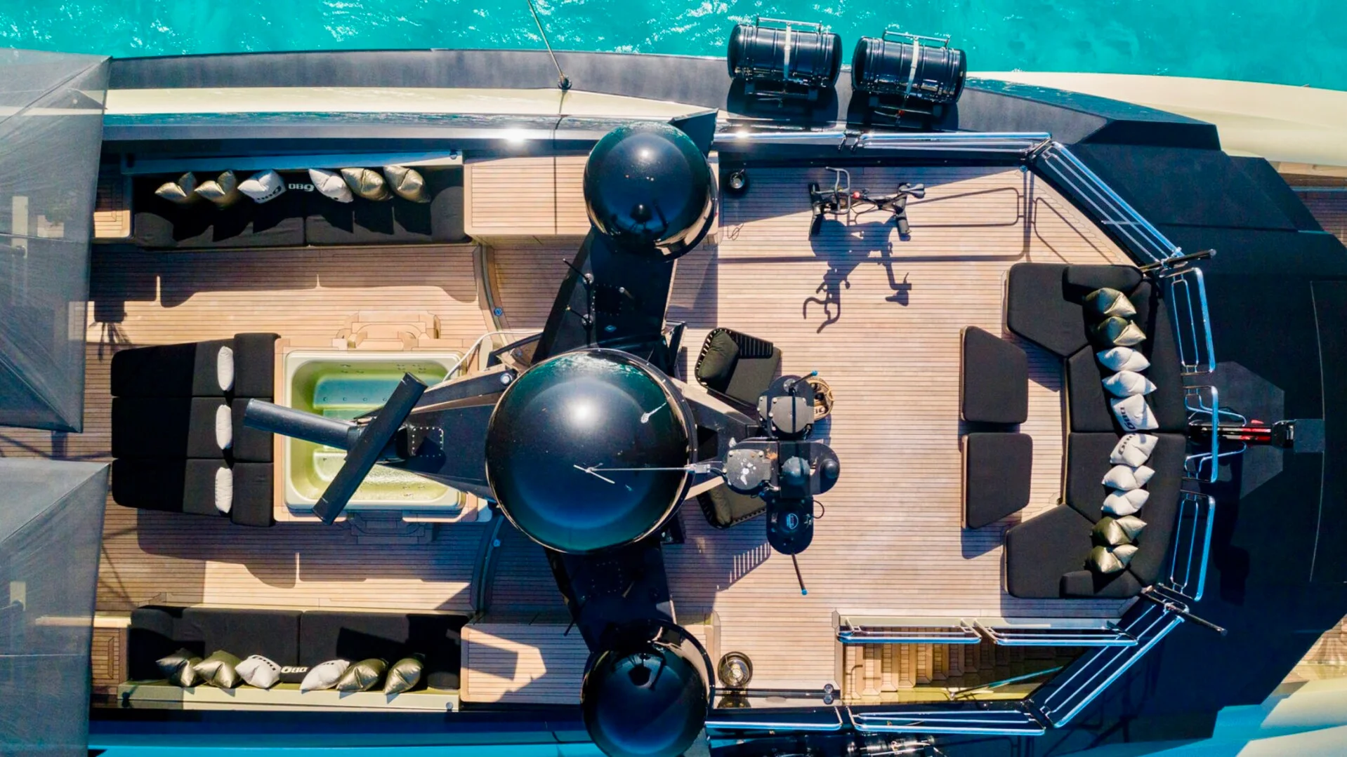 PALMER JOHNSON yacht interior