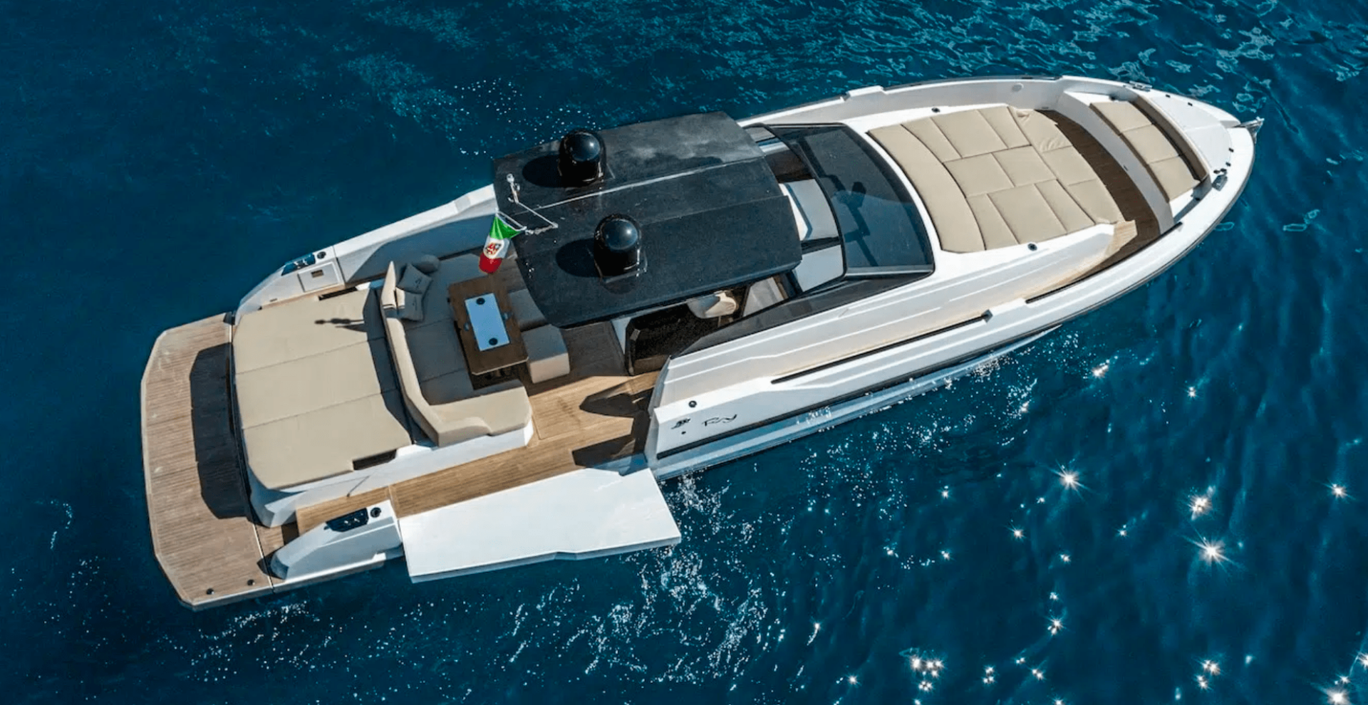 RIO DAYTONA 50 yacht charter, photo 2