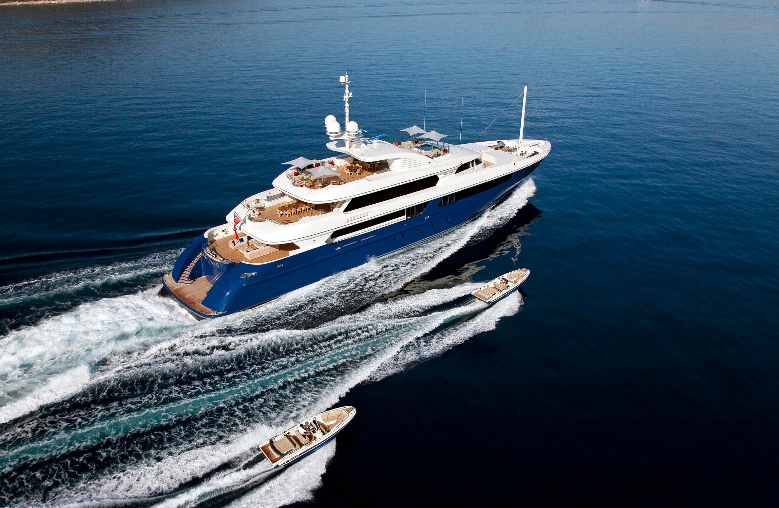 MARY-JEAN II yacht charter, photo 2