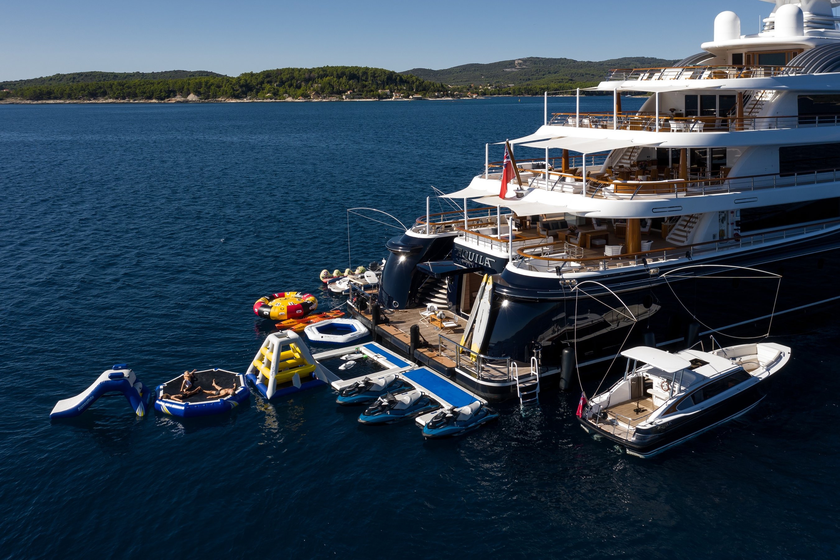 AQUILA yacht charter, photo 6