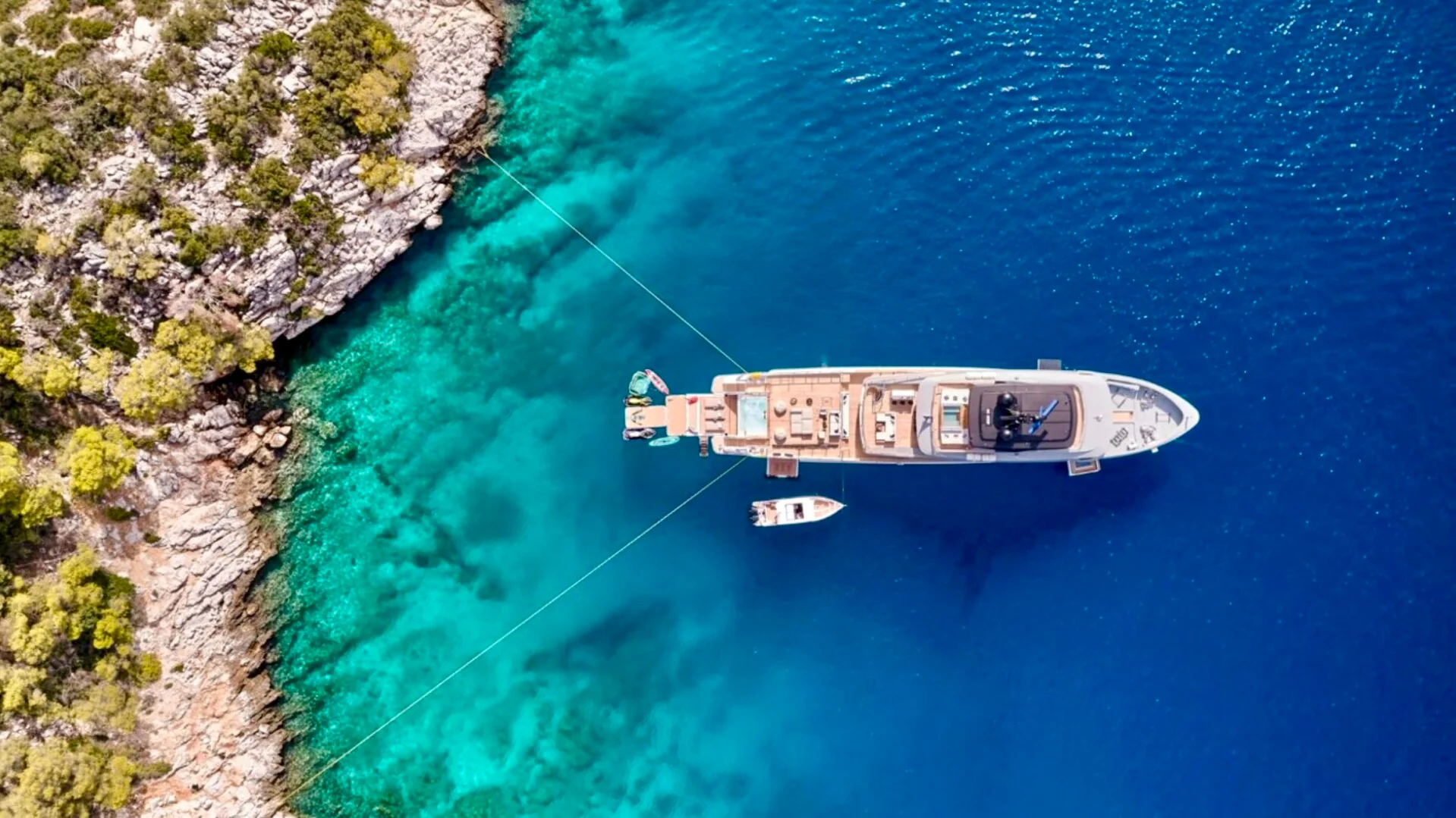 PARA BELLUM yacht charter, photo 7