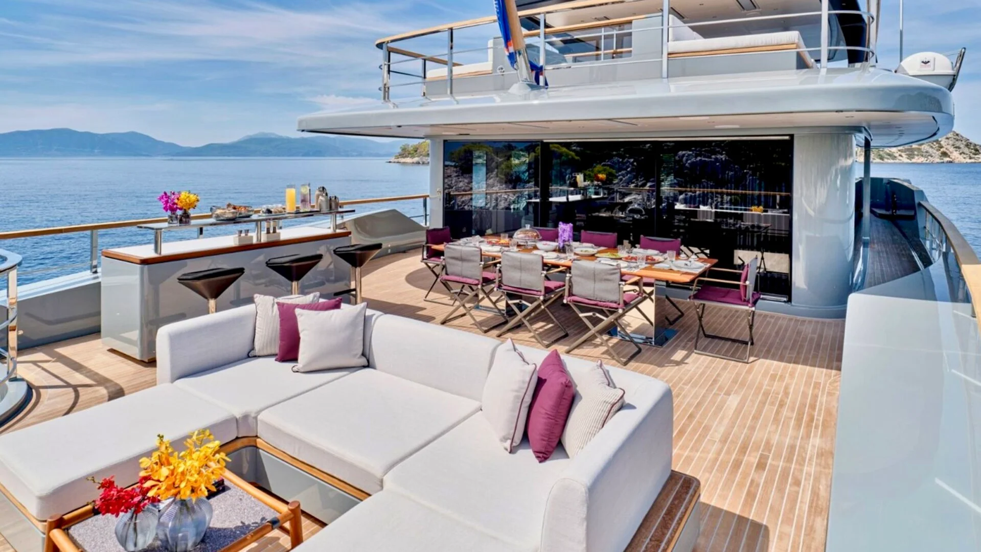 PARA BELLUM yacht detail