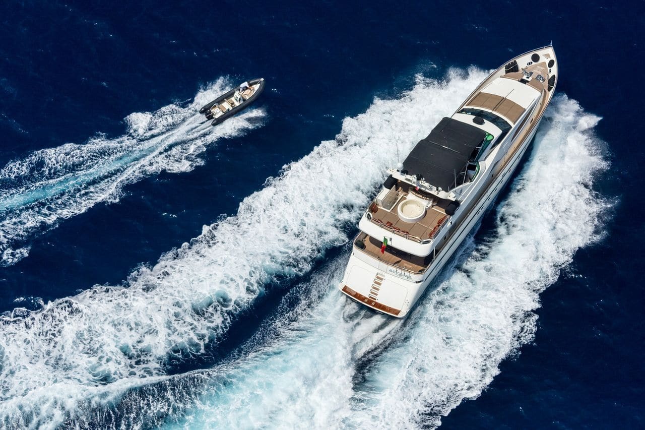 Azimut 100 Jumbo yacht charter, photo 2