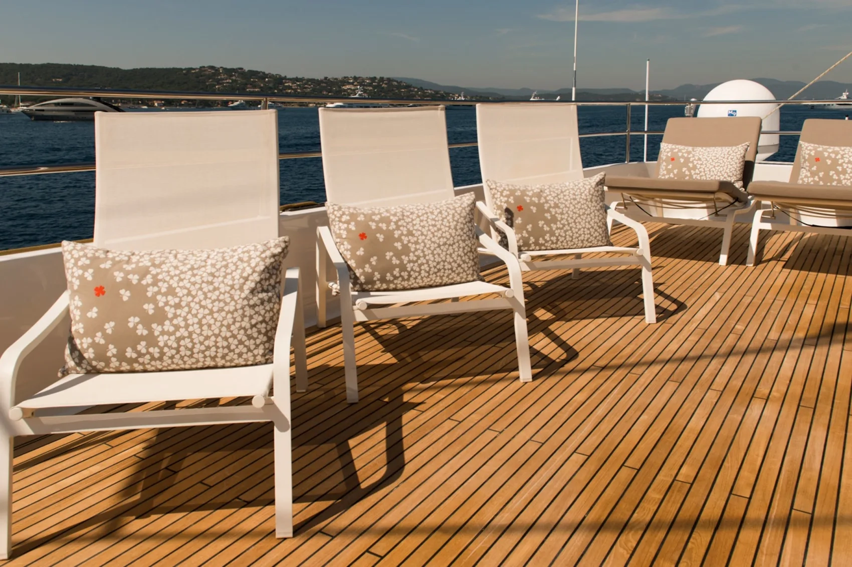 Ipharra yacht charter, photo 3