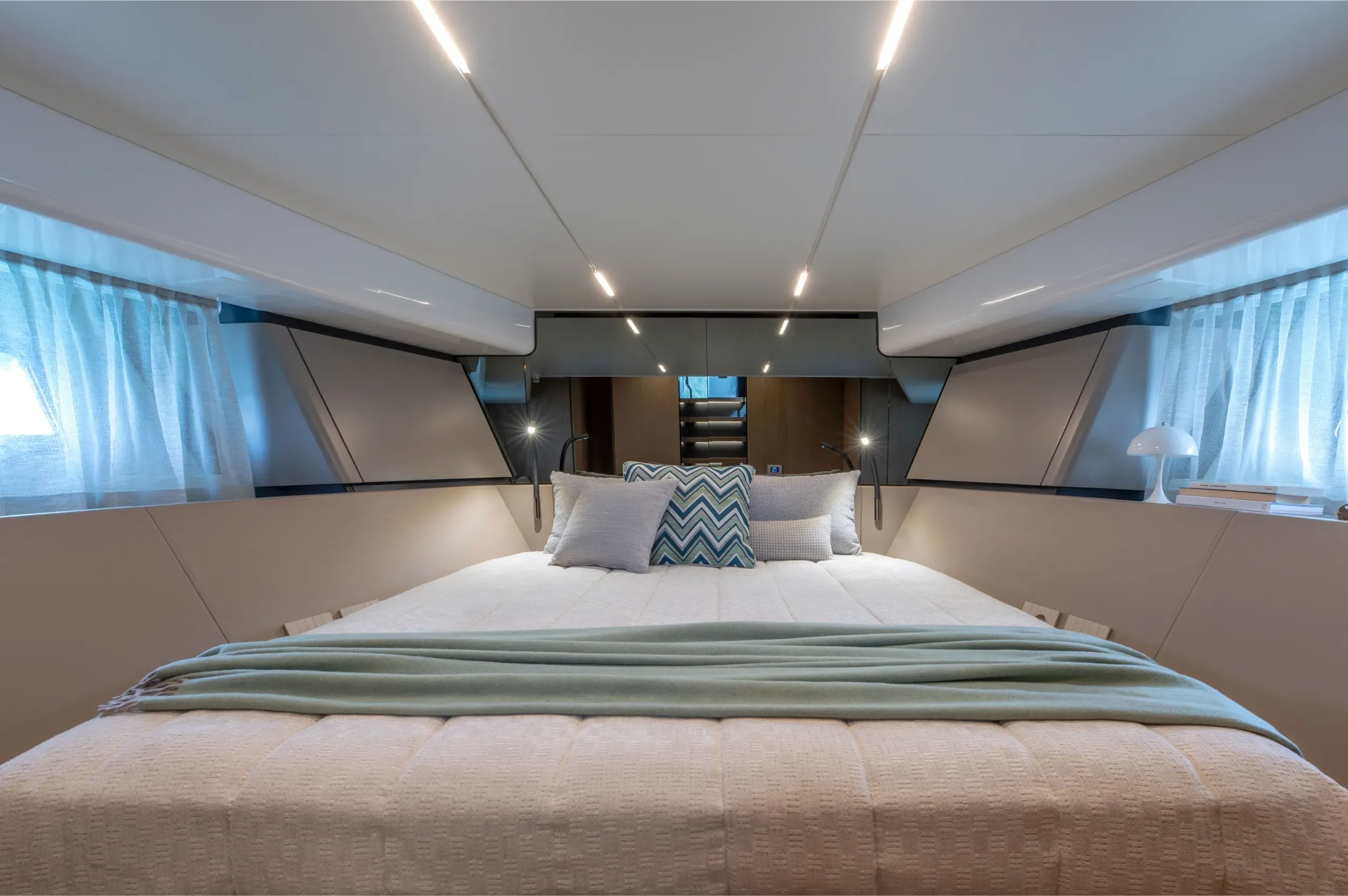 BLUEGAME 54 yacht charter, photo 4