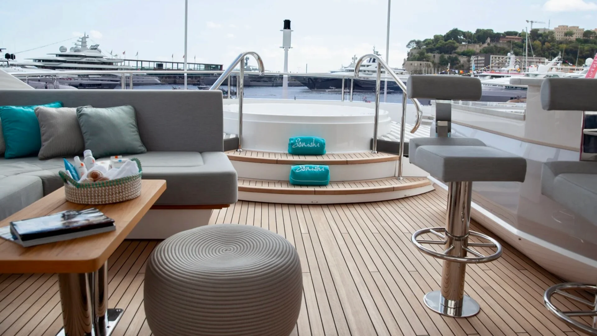 SONISHI yacht charter, photo 3