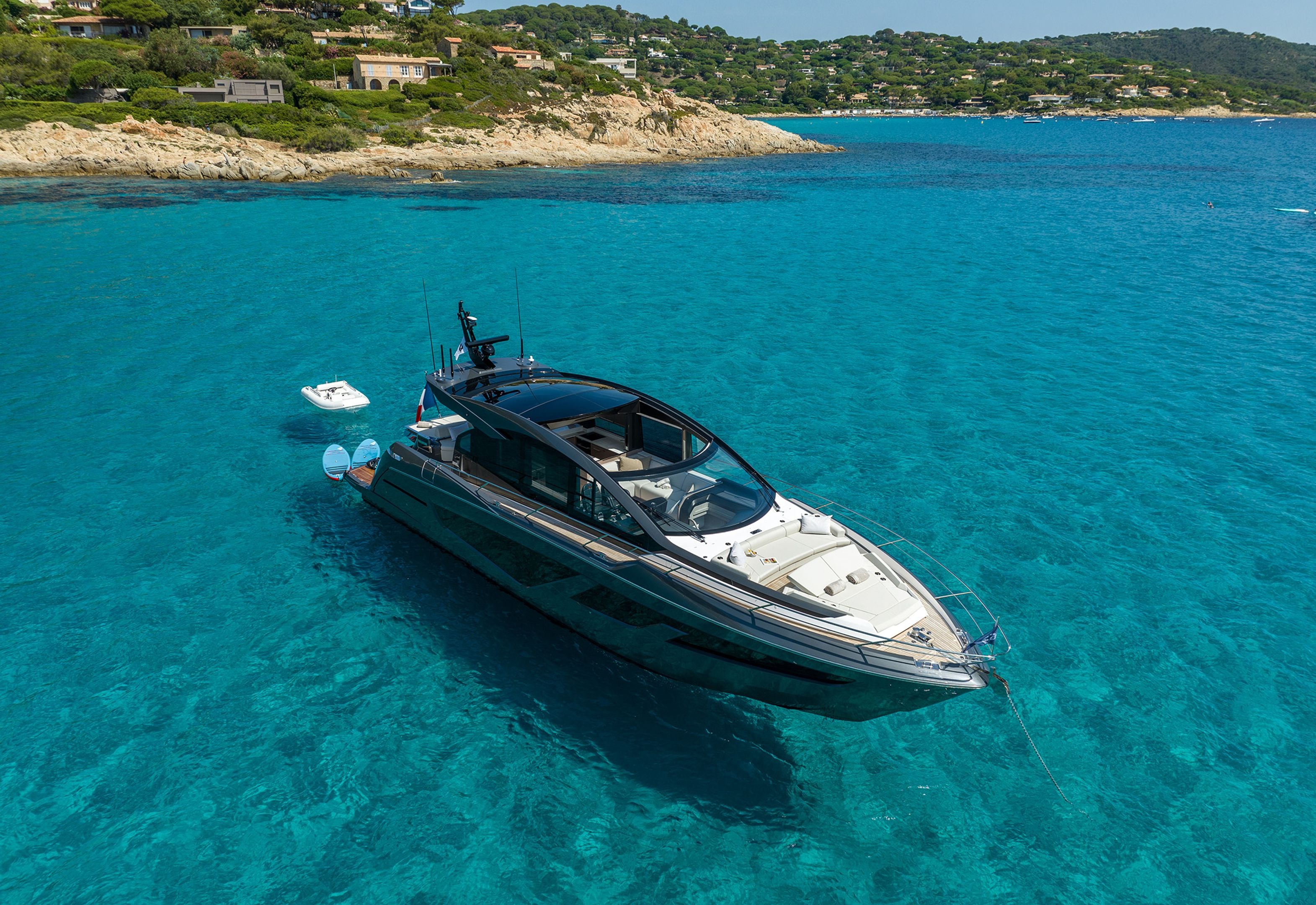 Sunseeker Predator 65 yacht charter, photo 2