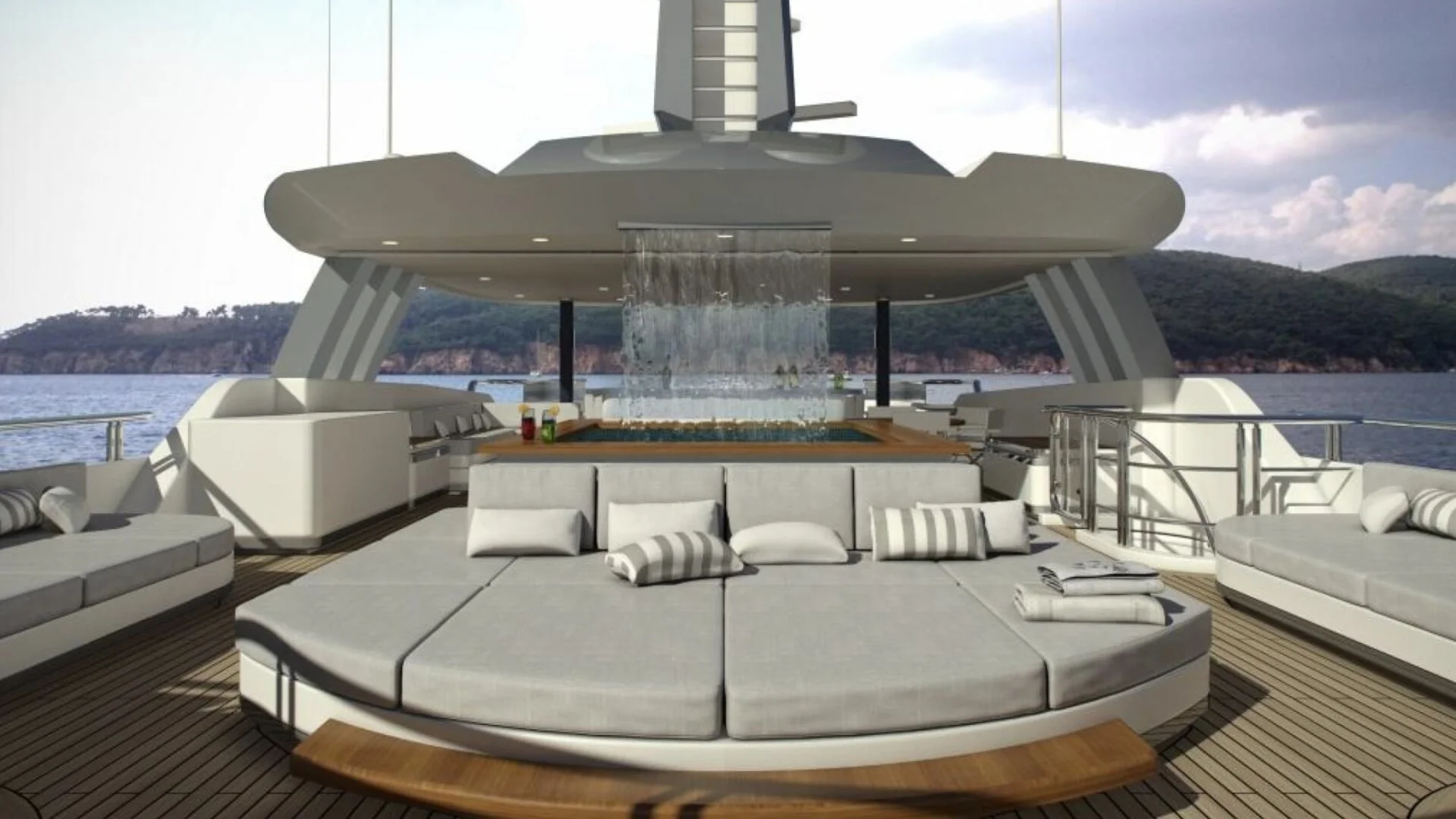 LIQUID SKY yacht charter, photo 3